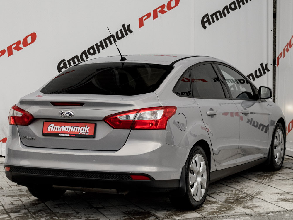 Купить Ford Focus 1.6 AMT (125 л.с.), 2011 в Екатеренбурге