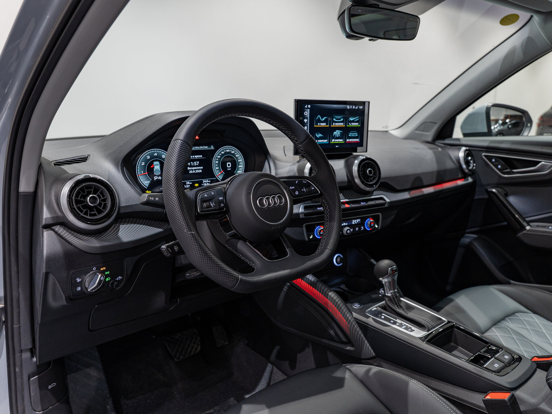 Автомобиль Audi Q2 35 TFSI 1.5 AMT (160 л.с.) - 9