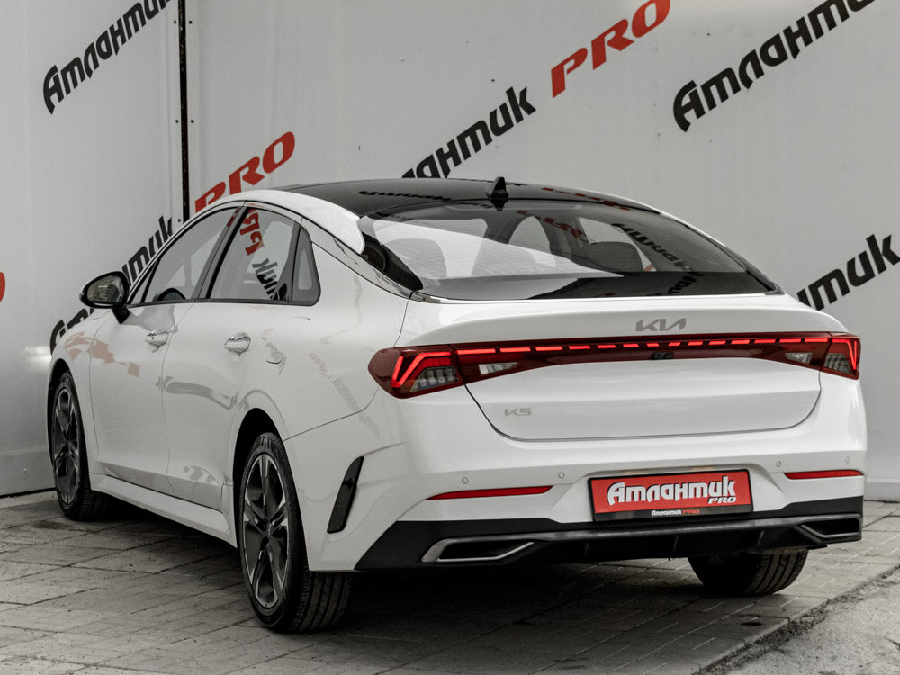 Купить Kia K5 1.5 AMT (170 л.с.), 2022 в Екатеренбурге