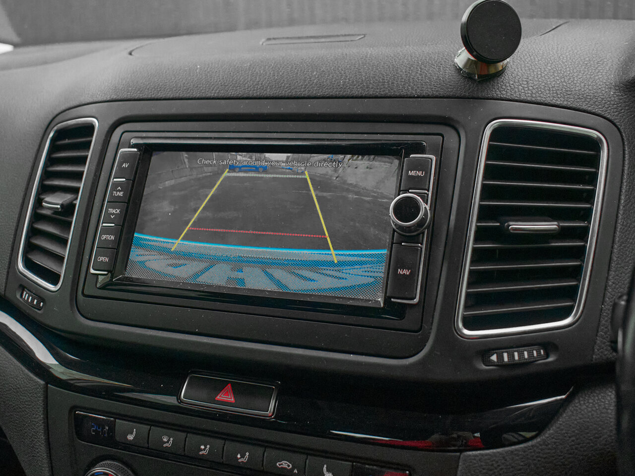 Купить Volkswagen Sharan 1.4 AMT (150 л.с.), 2017 в Екатеренбурге