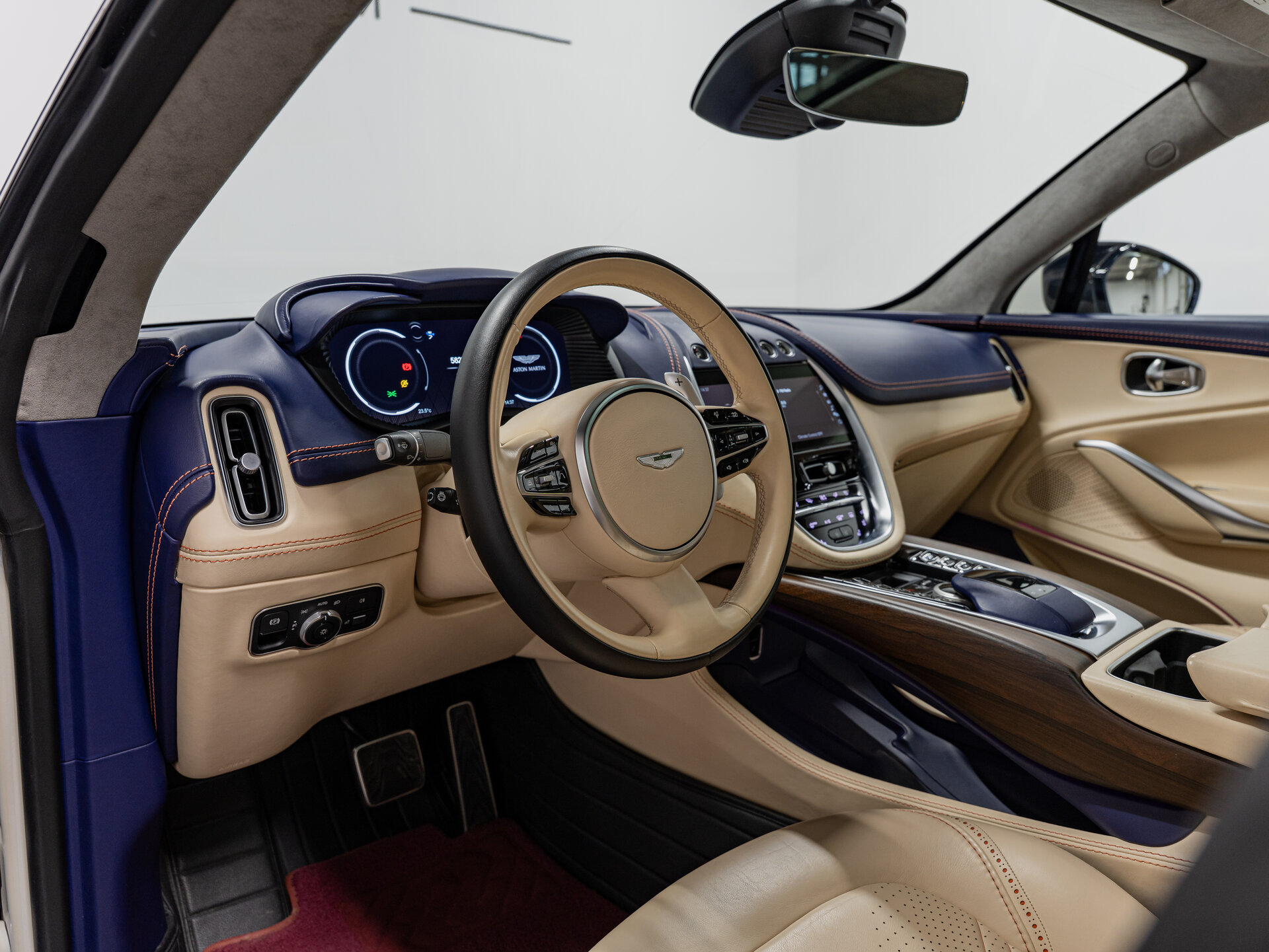 Автомобиль Aston Martin DBX 4.0 AT (550 л.с.) 4WD - 13