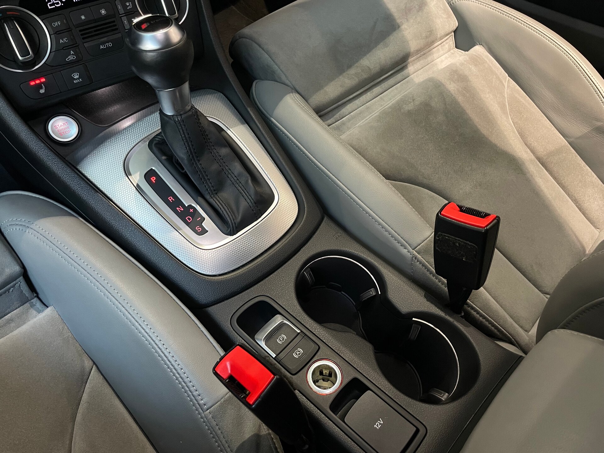 Автомобиль Audi Q3 2.0 AMT (180 л.с.) 4WD - 16
