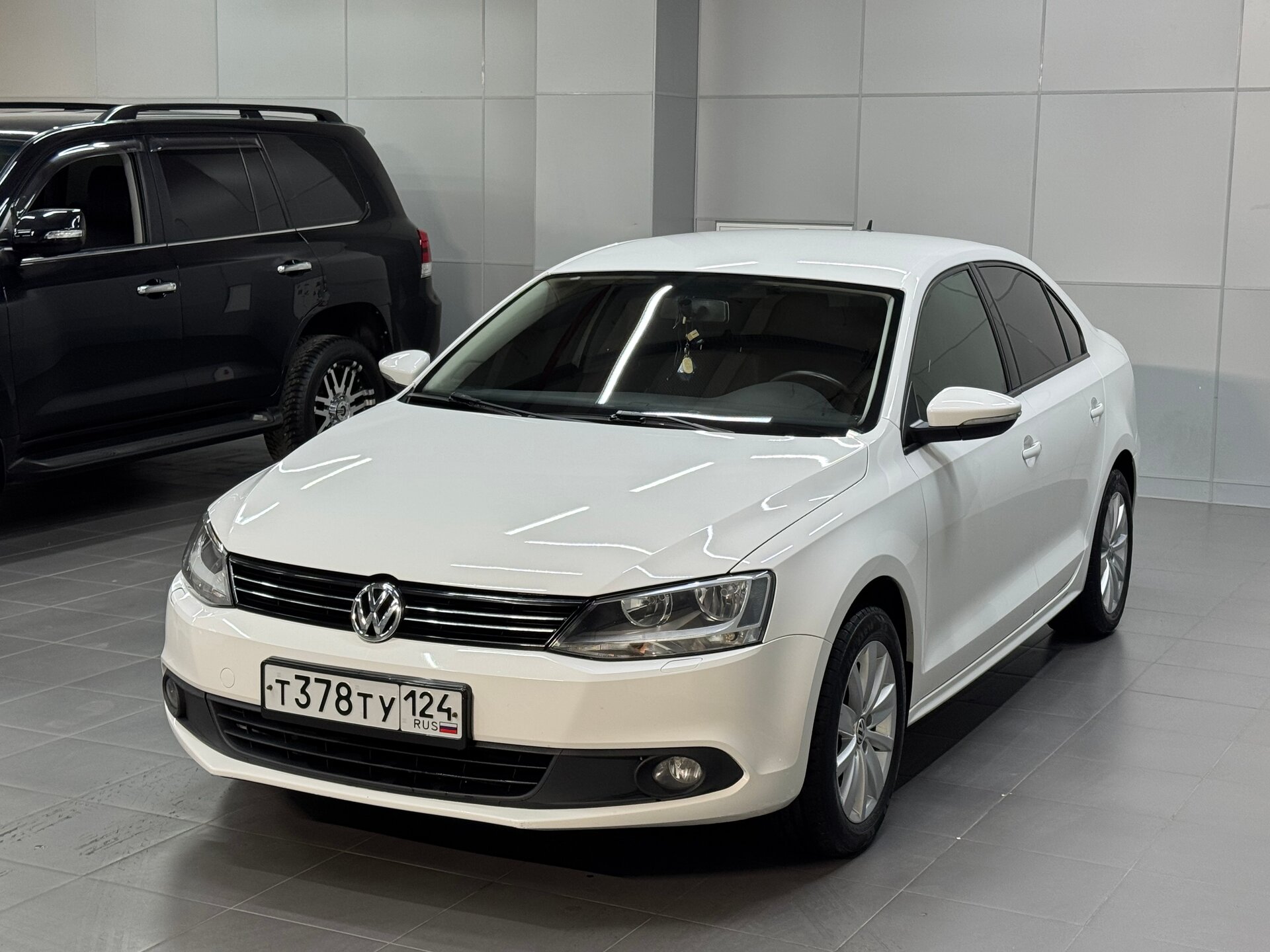 Volkswagen Jetta — фото 1