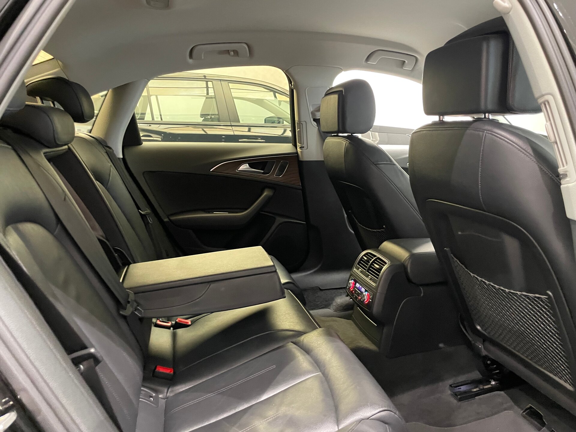 Автомобиль Audi A6 1.8 AMT (190 л.с.) - 10