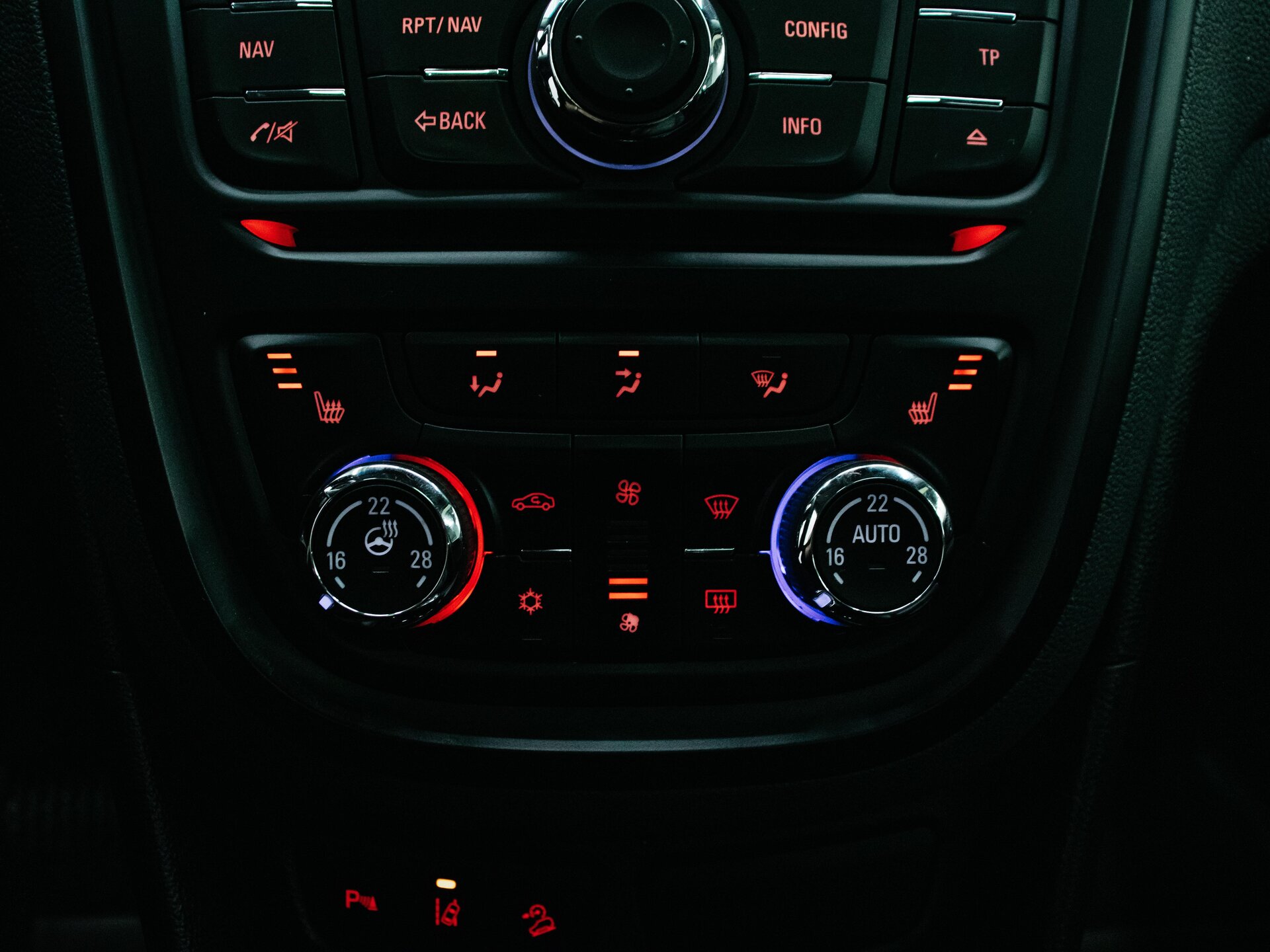 Opel Mokka 2013 24