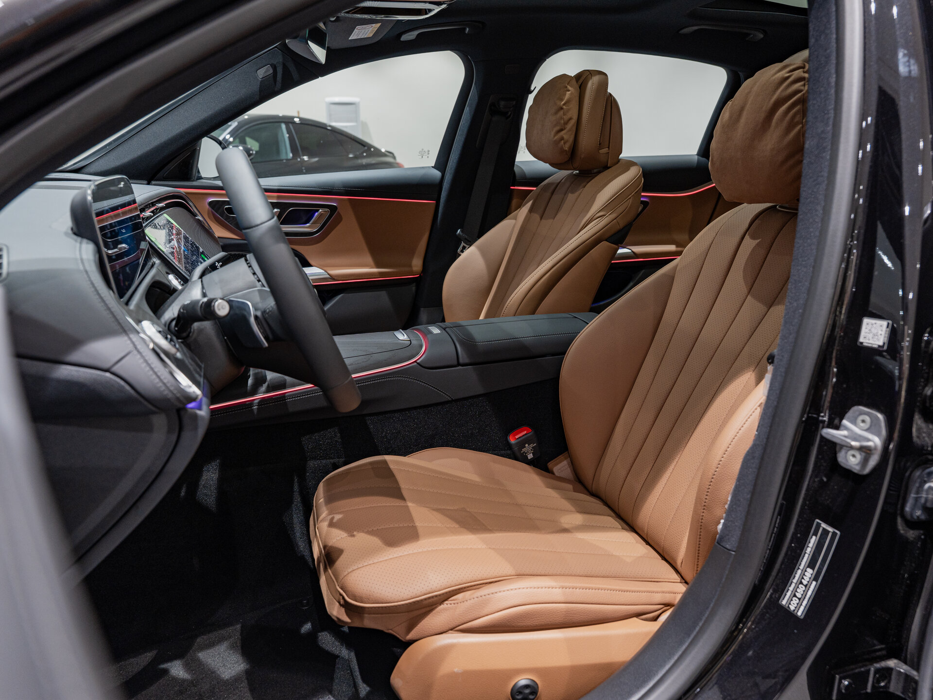 Автомобиль Mercedes-Benz E-Класс 260 L 2.0 AT (204 л.с.) 4WD - 18