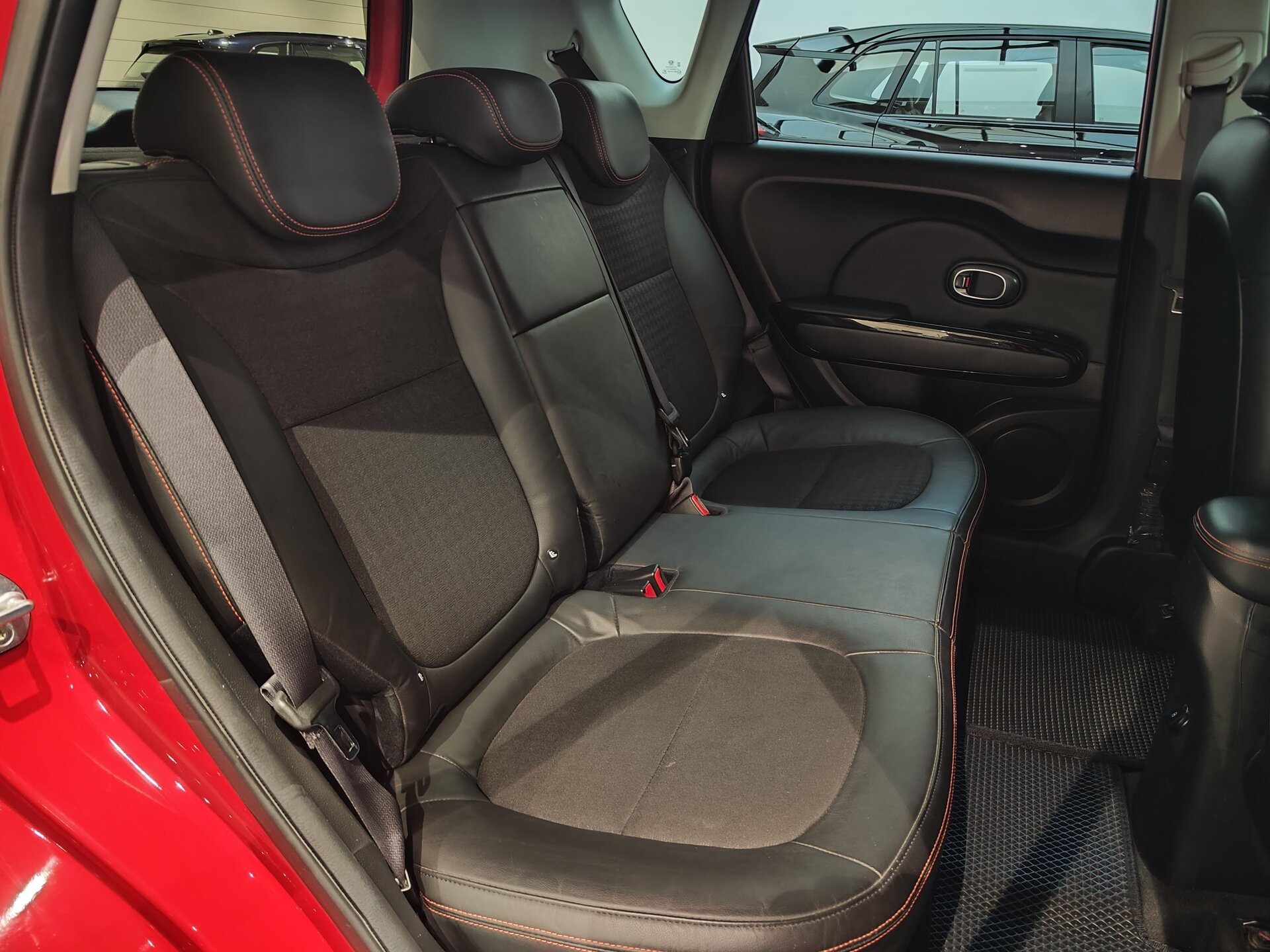 Автомобиль Kia Soul 1.6 AMT (204 л.с.) - 11