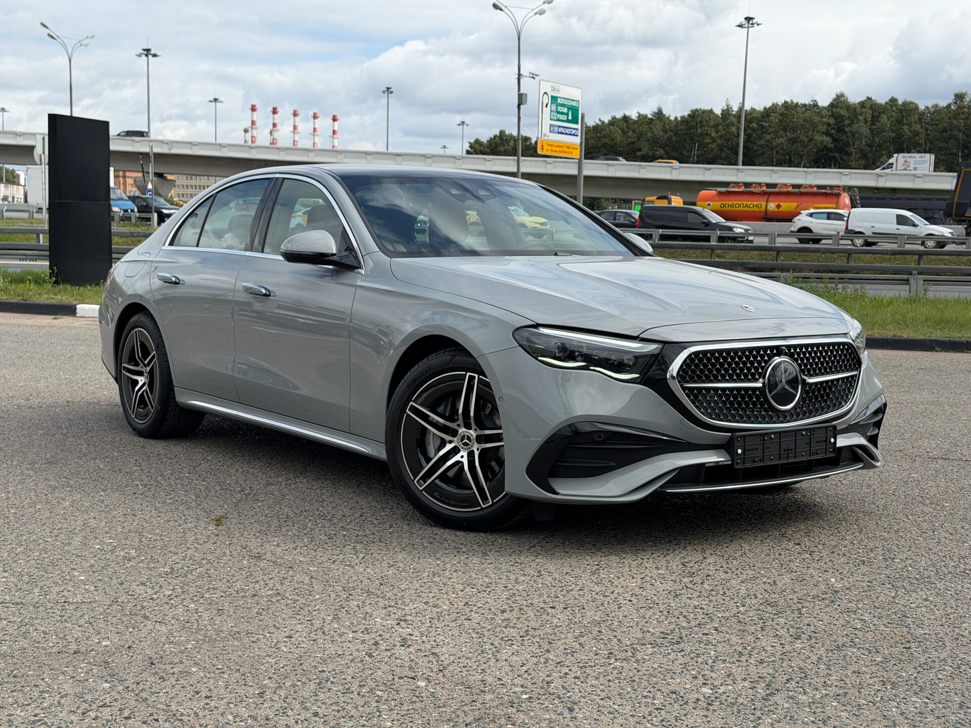 Автомобиль Mercedes-Benz E-Класс 300 2.0 AT (258 л.с.) 4WD - 3