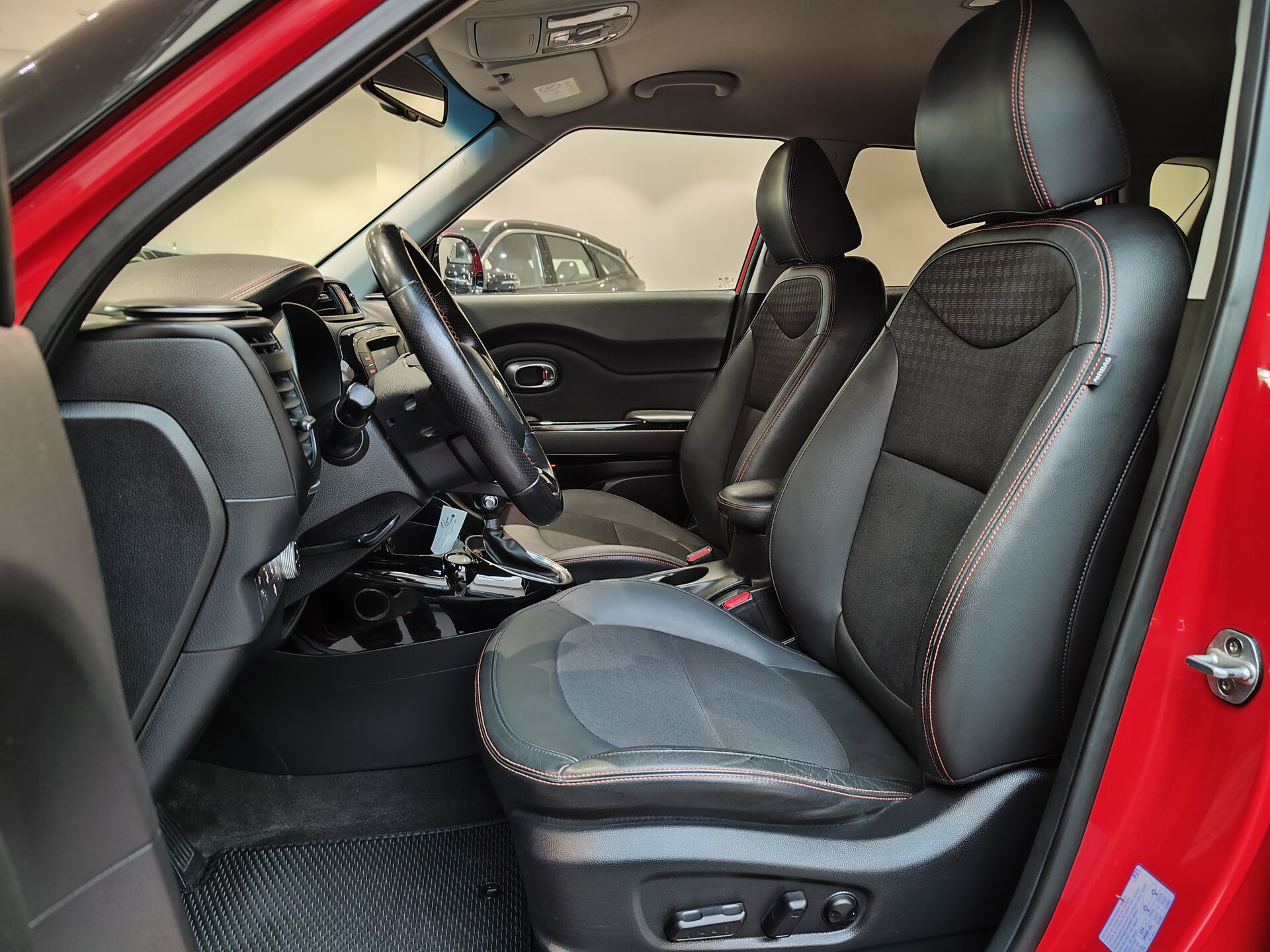 Автомобиль Kia Soul 1.6 AMT (204 л.с.) - 8
