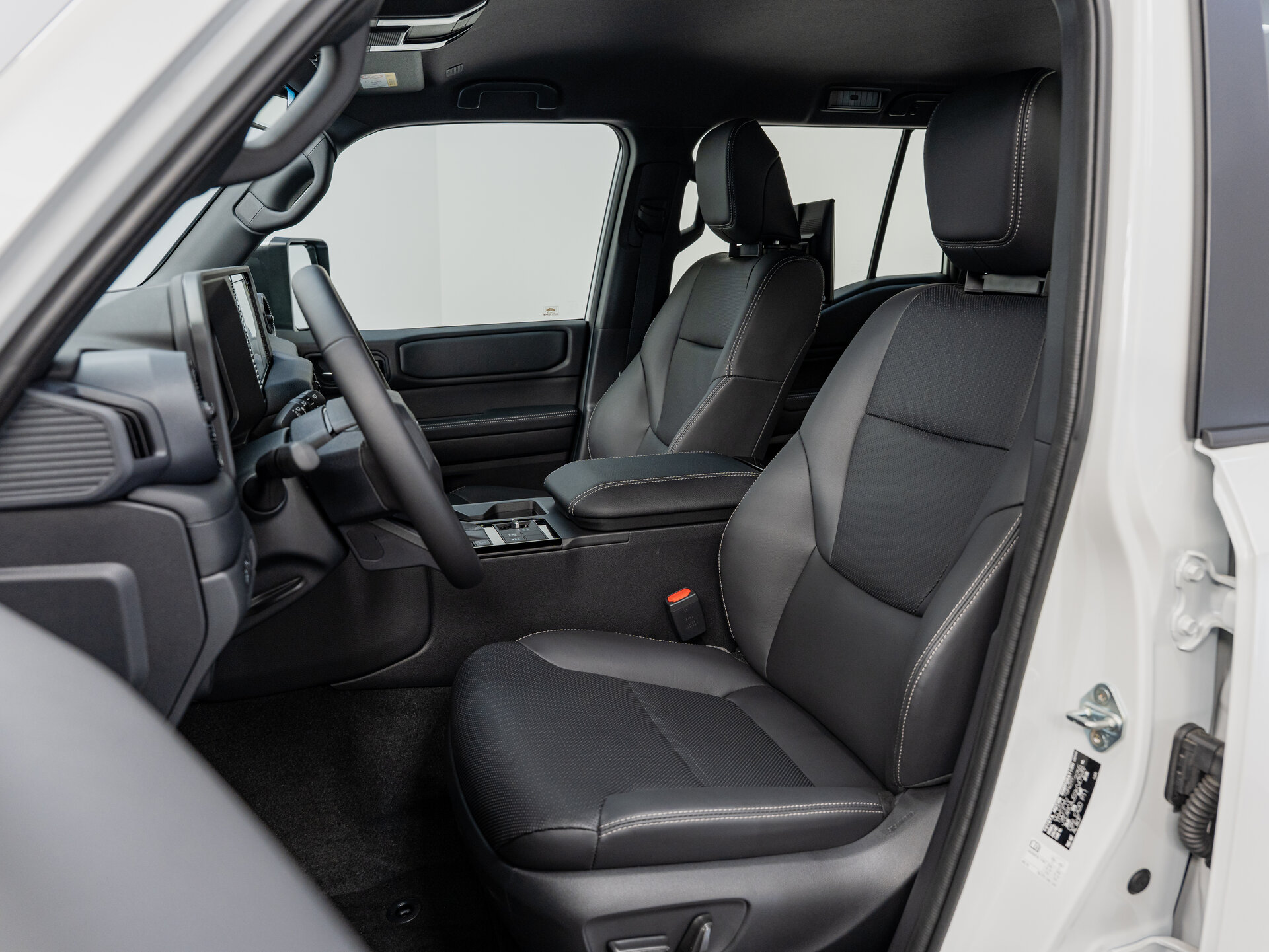 Автомобиль Toyota Land Cruiser Prado 2.8d AT (204 л.с.) 4WD - 19