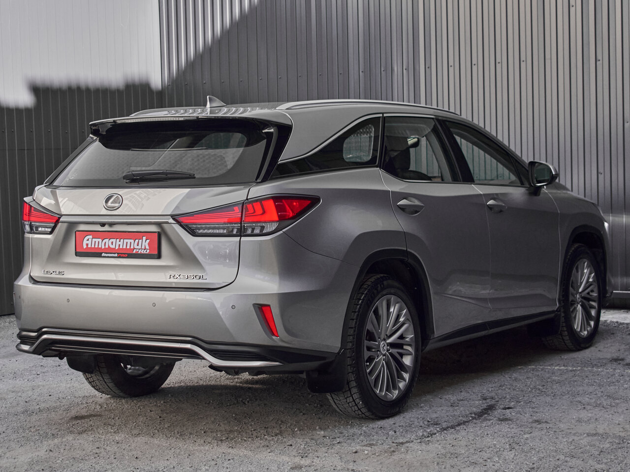 Купить Lexus RX 350L 3.5 AT (294 л.с.) 4WD, 2019 в Екатеренбурге