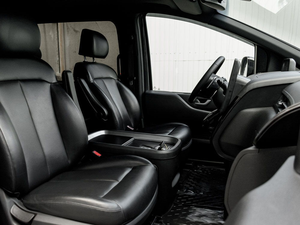 Купить Hyundai Staria 3.5 AT (249 л.с.), 2022 в Екатеренбурге