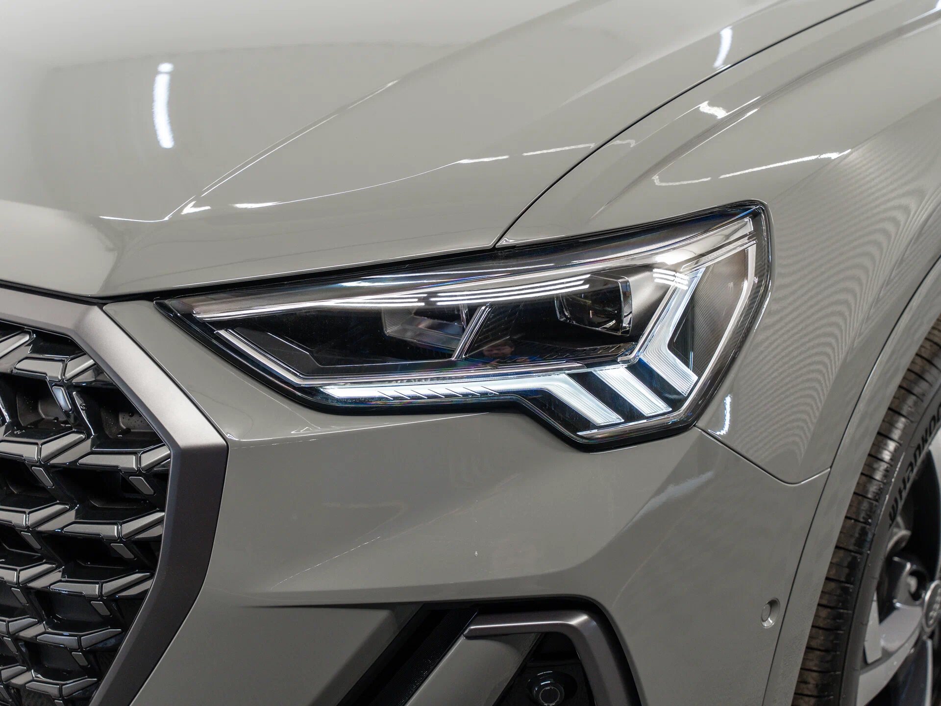 Автомобиль Audi Q3 35 TFSI 1.5 AMT (160 л.с.) - 17