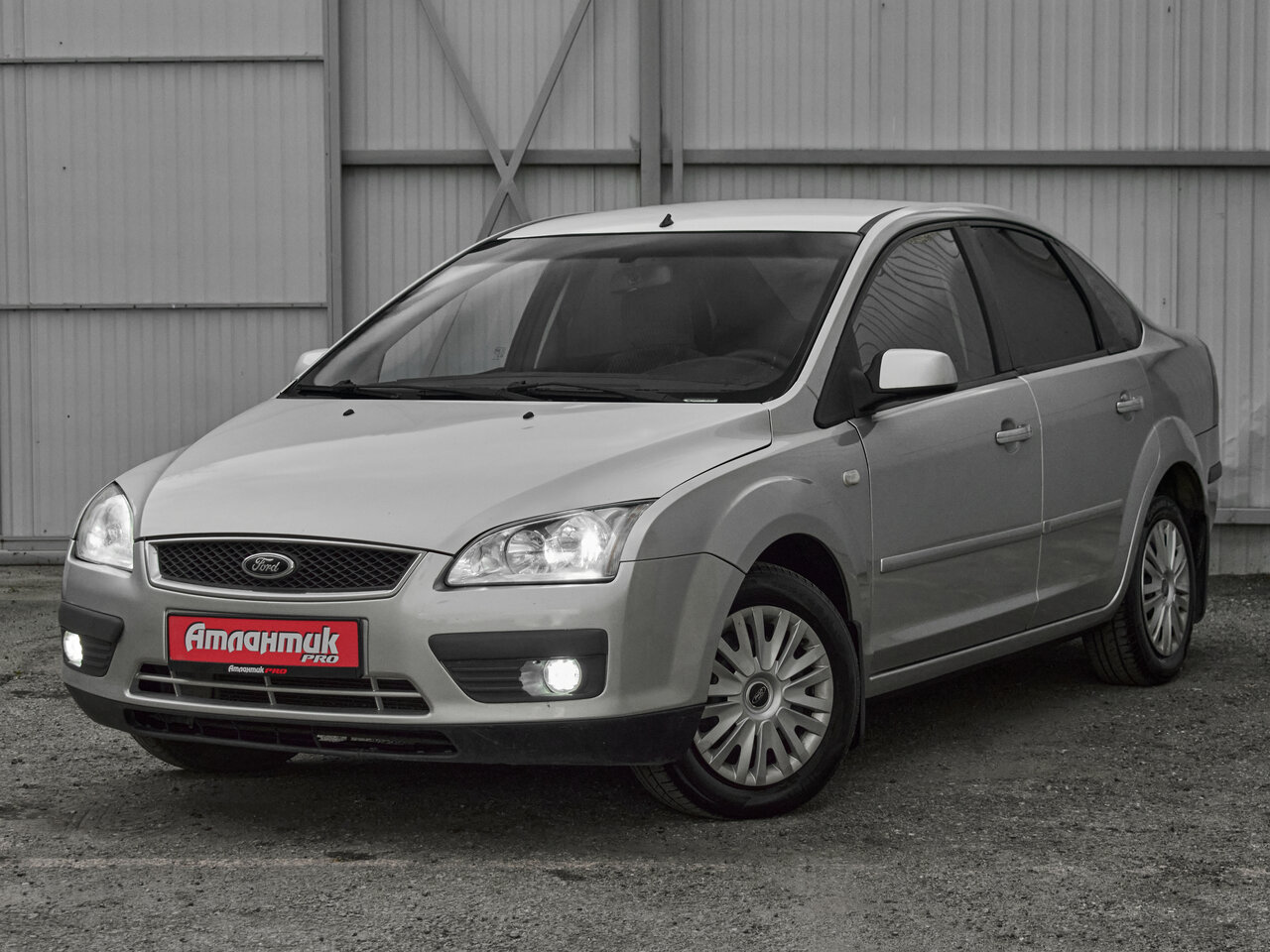 Купить Ford Focus 1.6 MT (100 л.с.), 2007 в Екатеренбурге