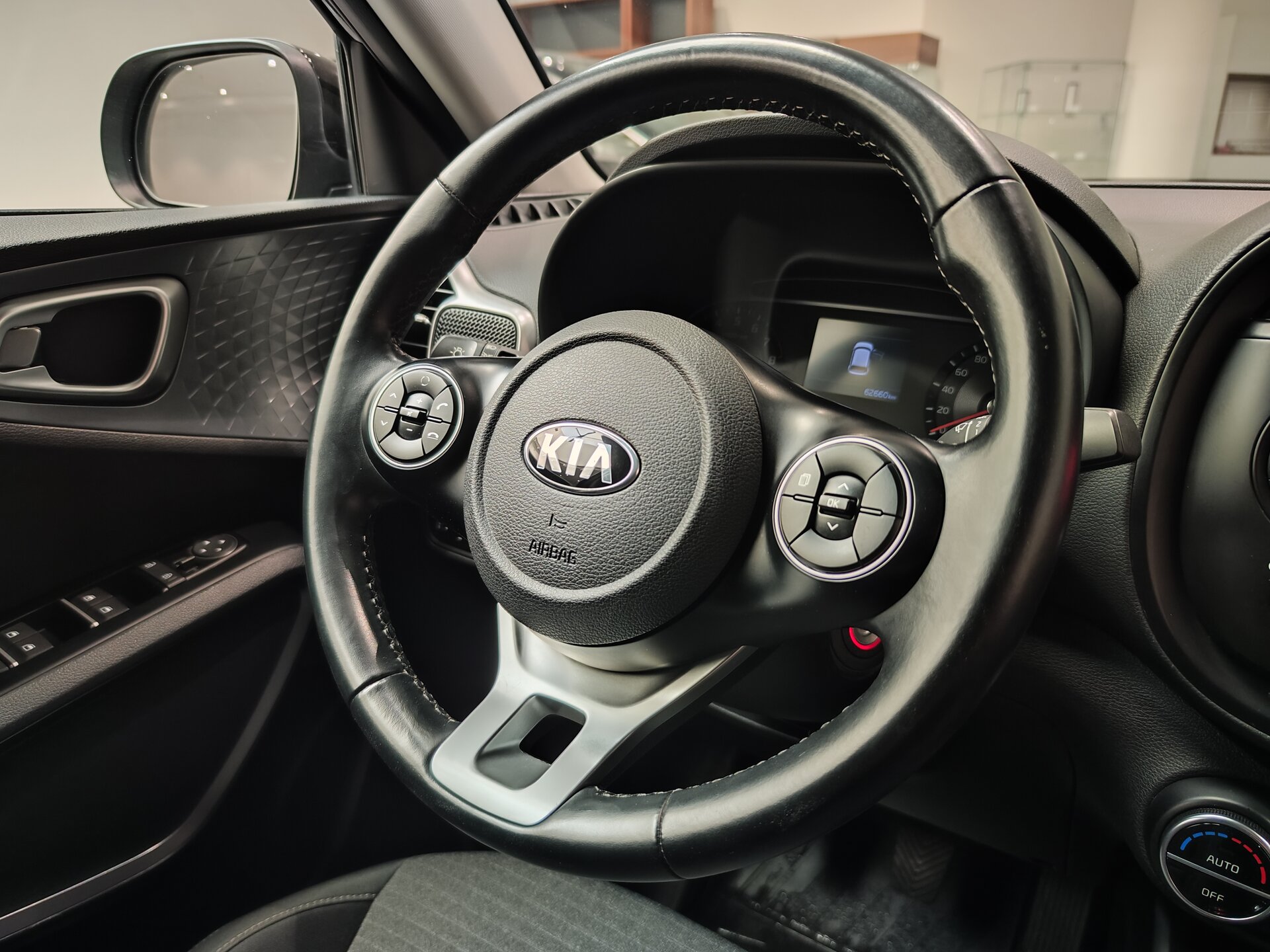 Автомобиль Kia Soul 1.6 MT (123 л.с.) - 14
