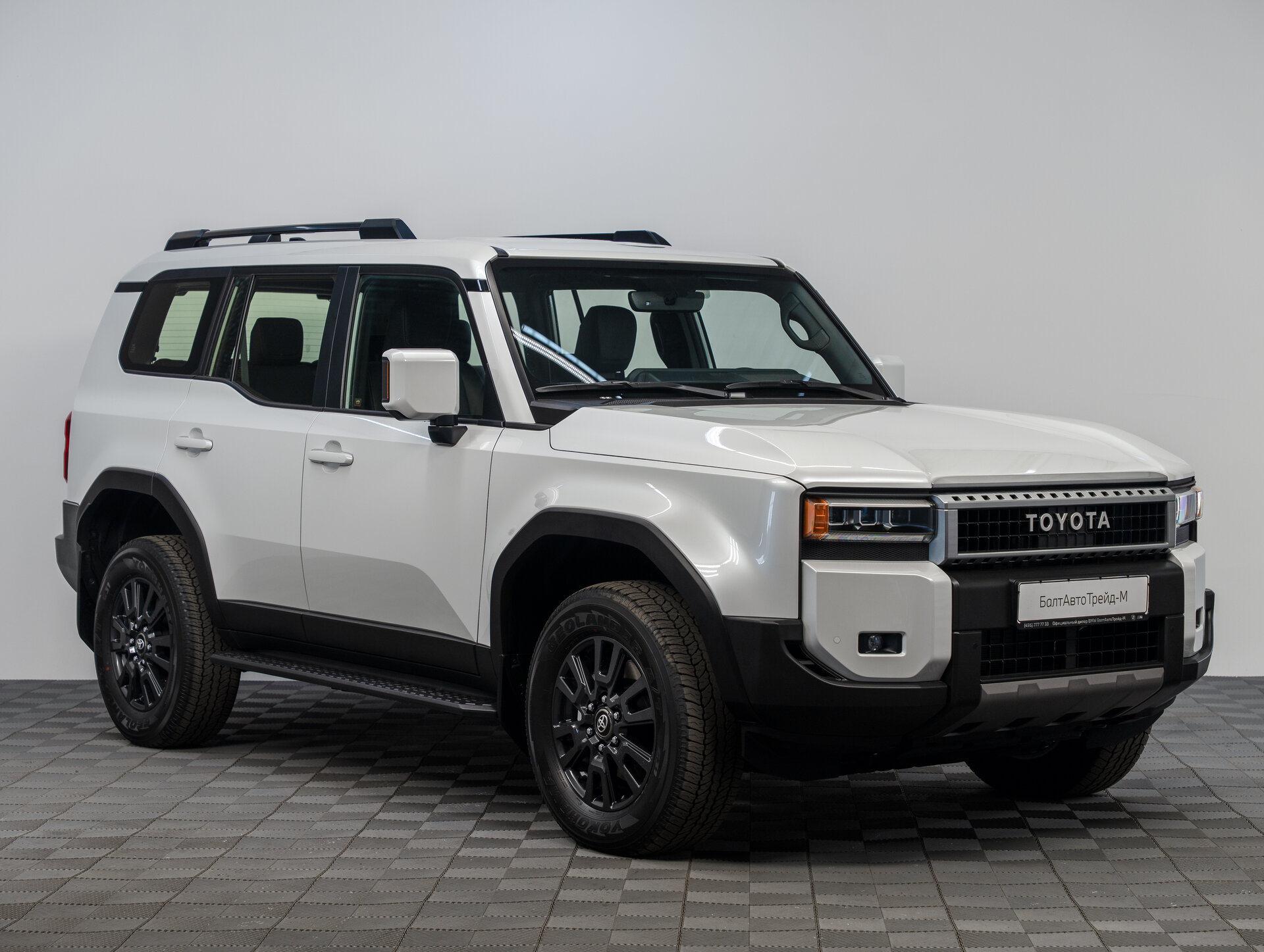 Автомобиль Toyota Land Cruiser Prado 2.8d AT (204 л.с.) 4WD - 3