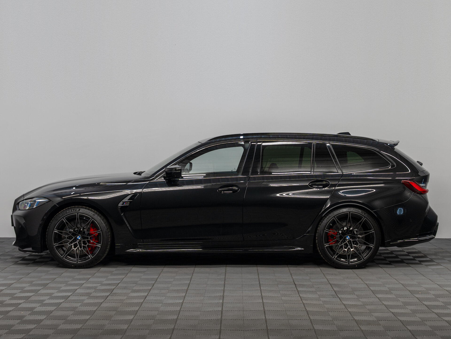 Автомобиль BMW M3 Competition Package 3.0 AT (530 л.с.) 4WD - 8