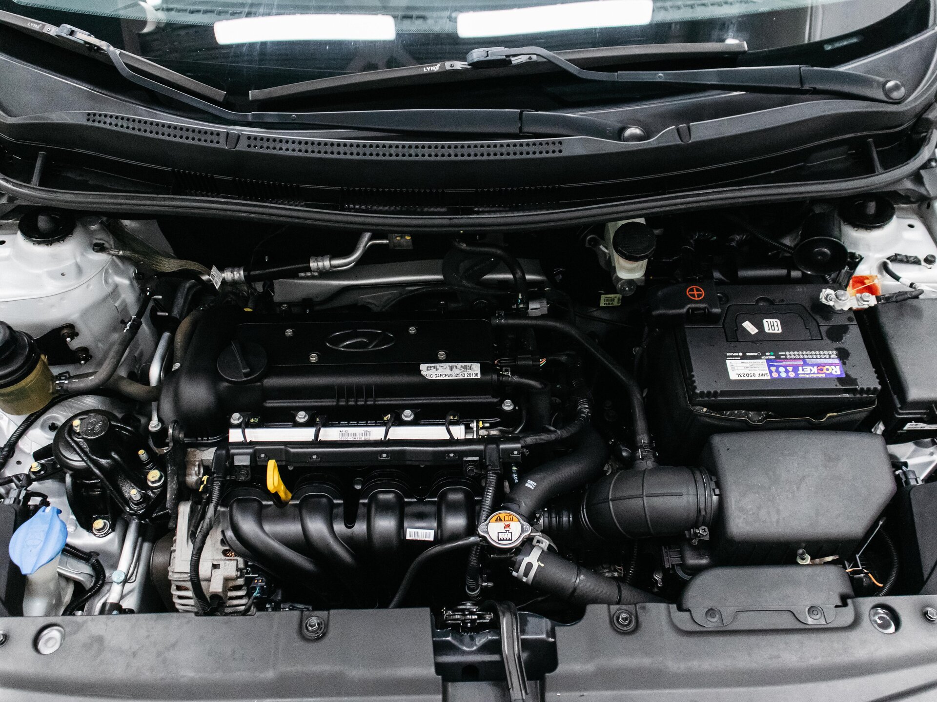 Hyundai Solaris 2015 28