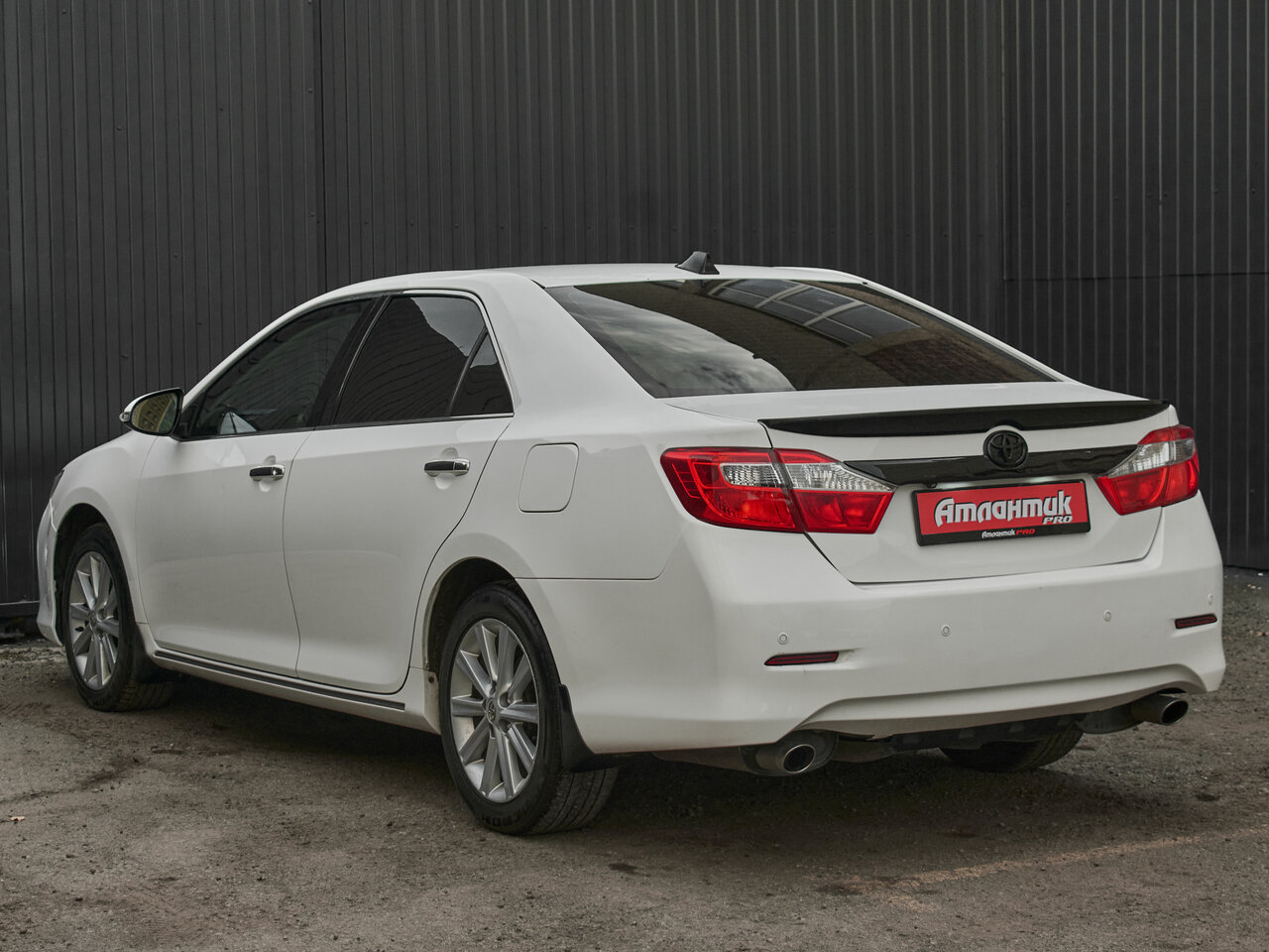Купить Toyota Camry 3.5 AT (249 л.с.), 2014 в Екатеренбурге