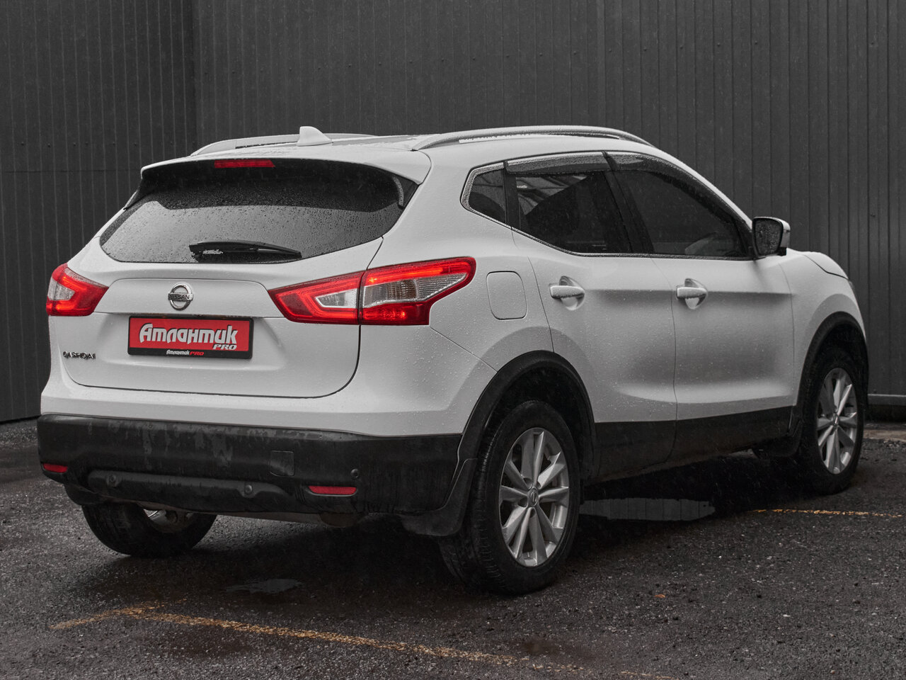 Купить Nissan Qashqai 2.0 CVT (144 л.с.) 4WD, 2017 в Екатеренбурге