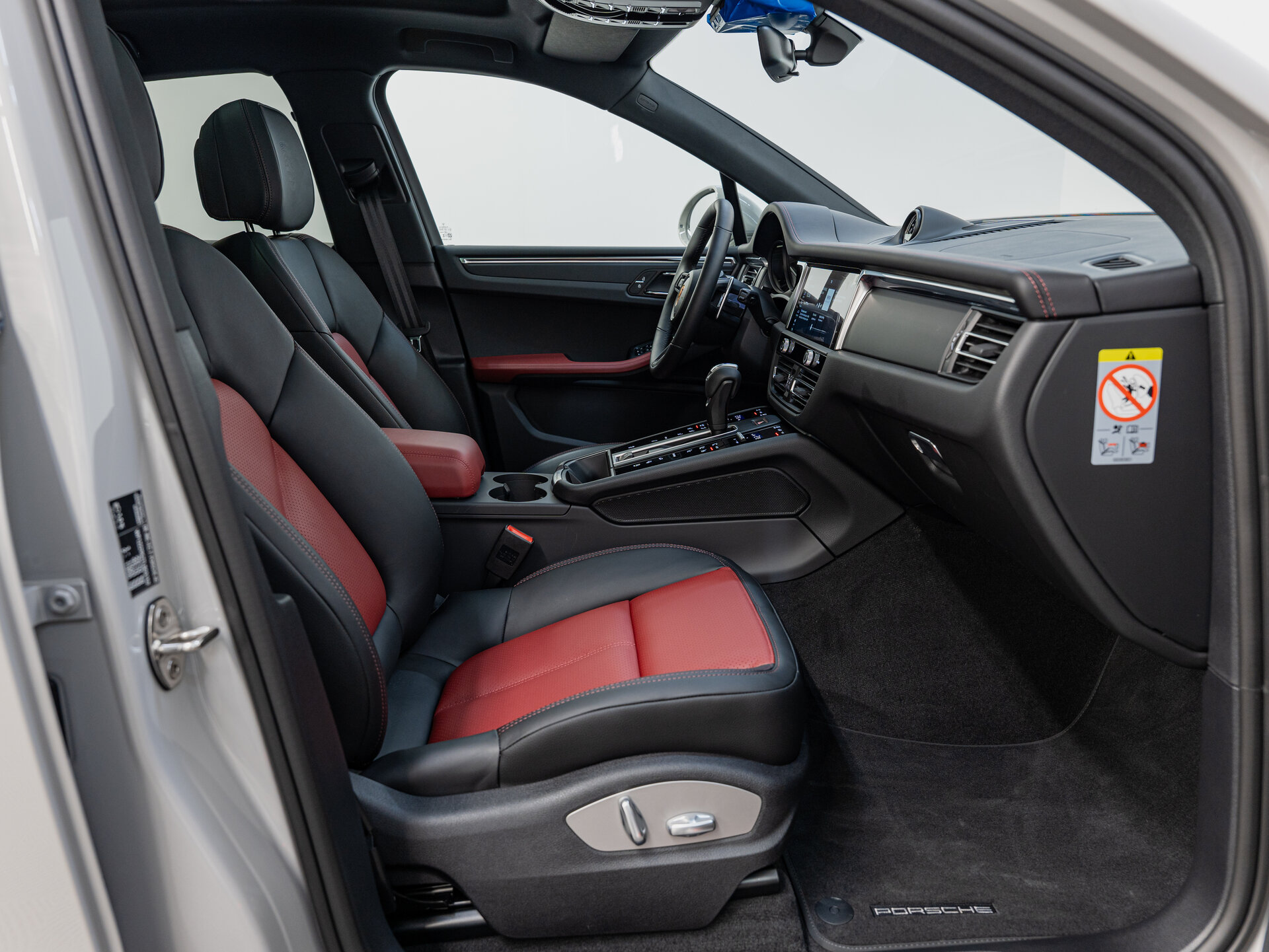 Автомобиль Porsche Macan 2.0 AMT (265 л.с.) 4WD - 10
