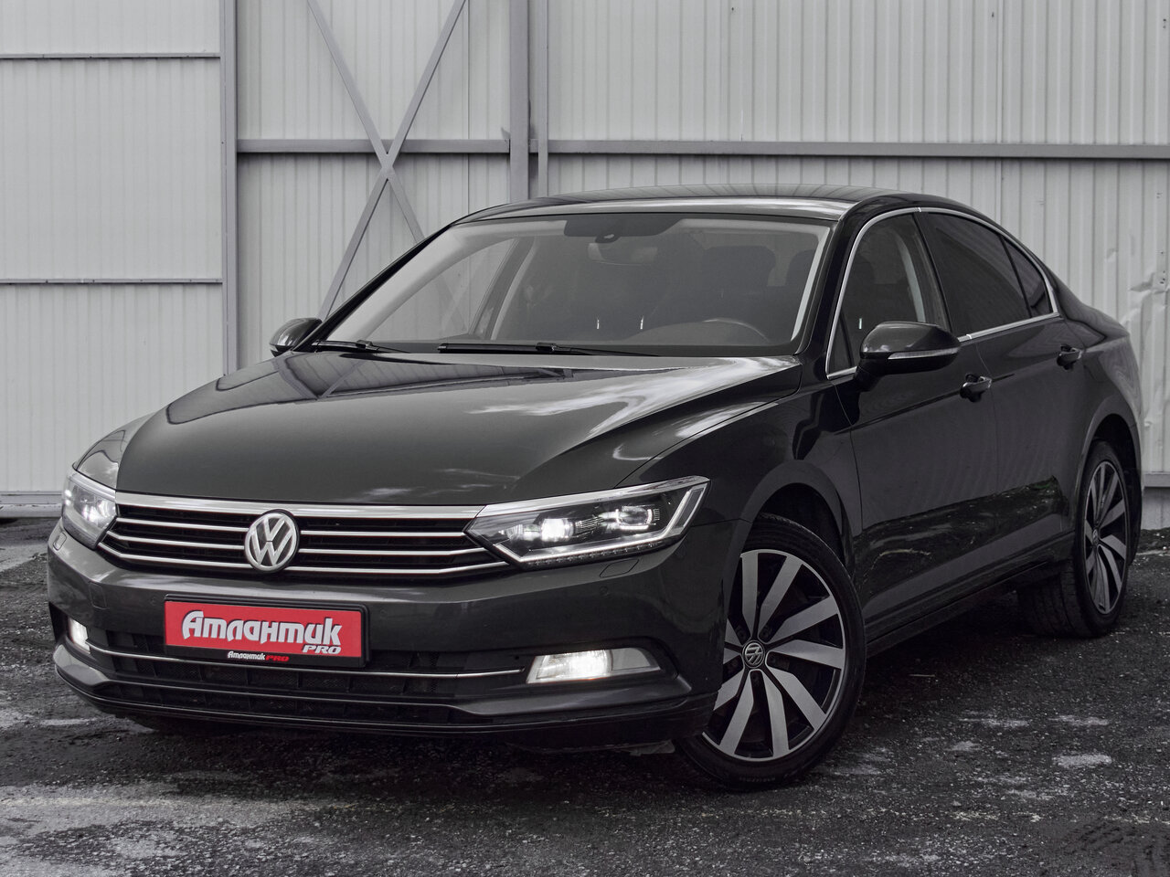 Купить Volkswagen Passat 1.8 AMT (180 л.с.), 2019 в Екатеренбурге