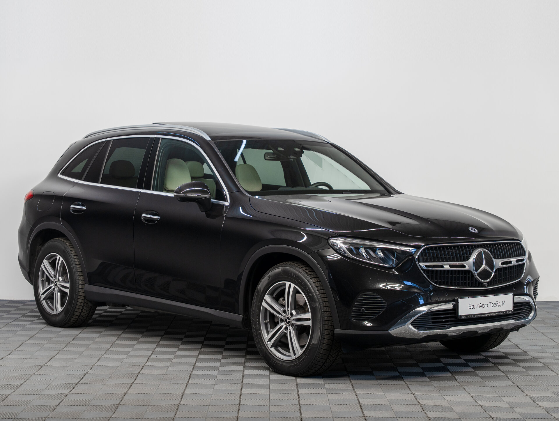 Автомобиль Mercedes-Benz GLC 220 d 2.0d AT (197 л.с.) 4WD - 3