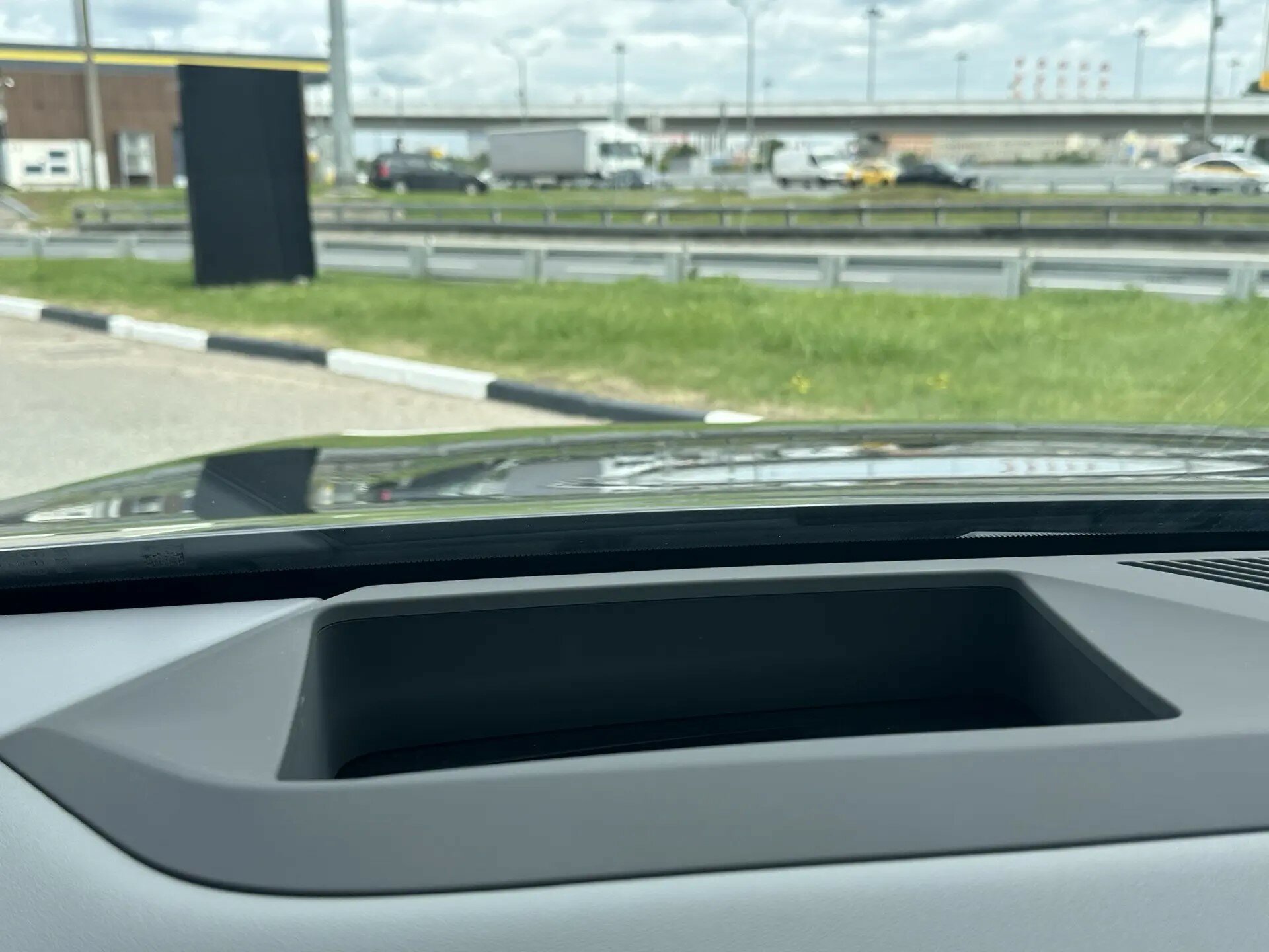 Автомобиль BMW X3 30L xDrive 2.0 AT (258 л.с.) 4WD - 7