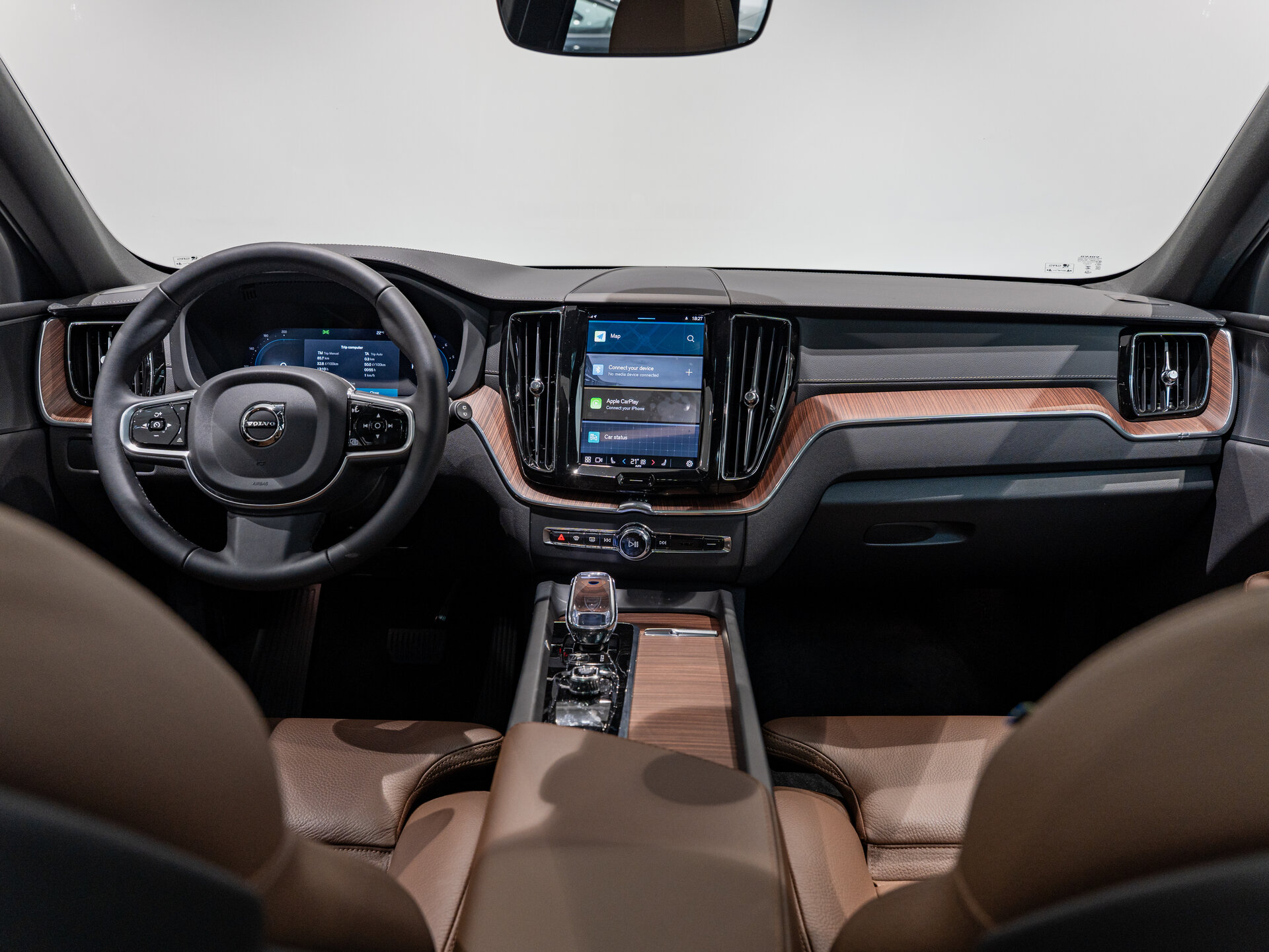 Автомобиль Volvo XC60 2.0 AT (250 л.с.) 4WD - 12