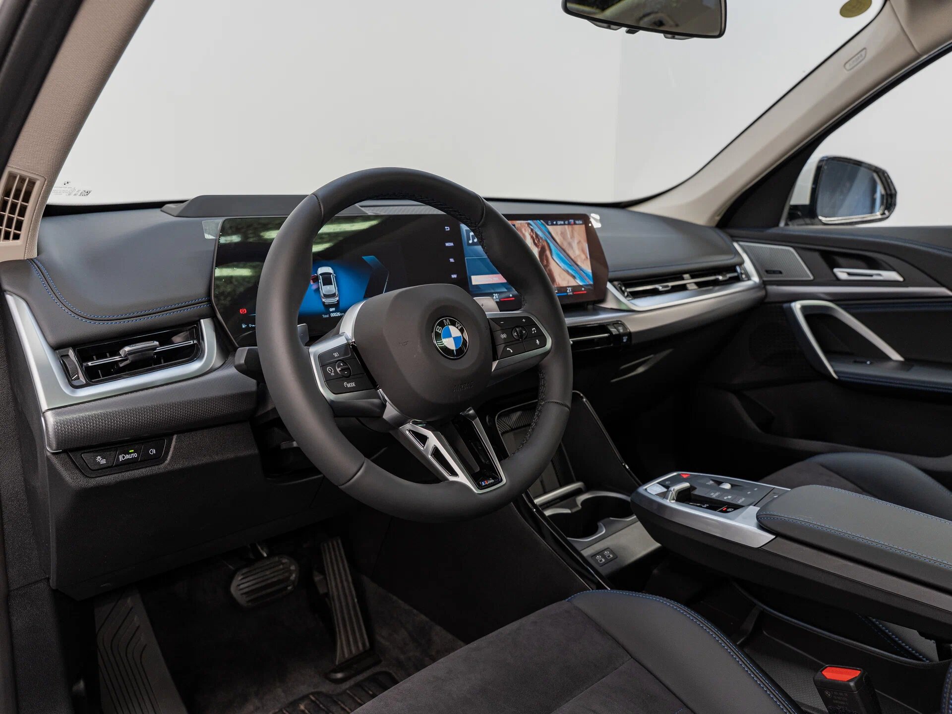 Автомобиль BMW X1 25Li xDrive 2.0 AMT (204 л.с.) 4WD - 9