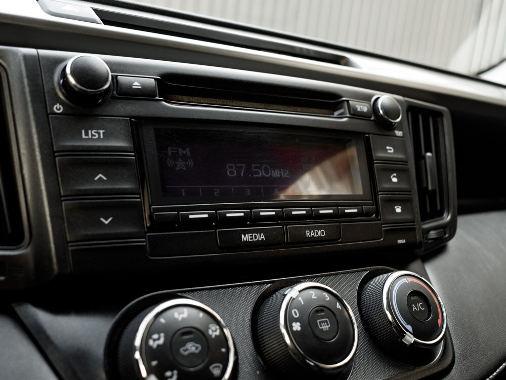 Купить Toyota RAV4 2.0 CVT (146 л.с.) 4WD, 2016 в Екатеренбурге