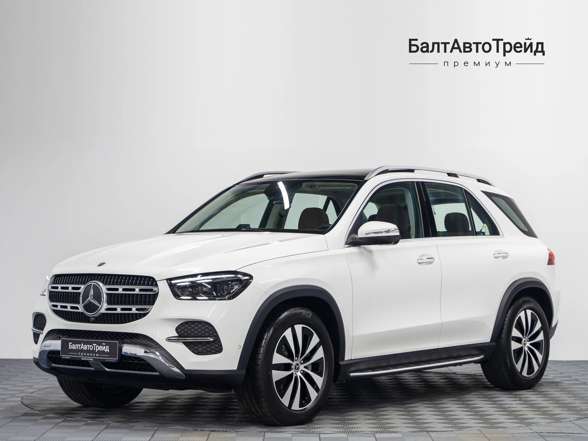 Автомобиль Mercedes-Benz GLE 300 d 2.0d AT (269 л.с.) 4WD - 1