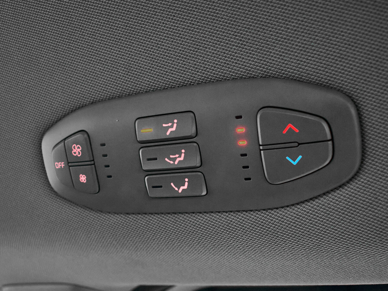 Купить Kia Sedona 3.3 AT (276 л.с.), 2015 в Екатеренбурге