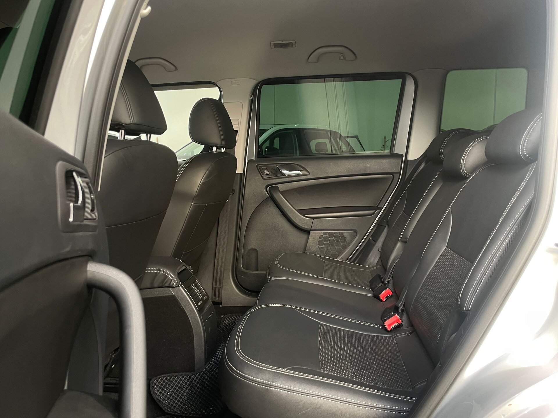 Автомобиль Skoda Yeti 1.8 AMT (152 л.с.) 4WD - 9