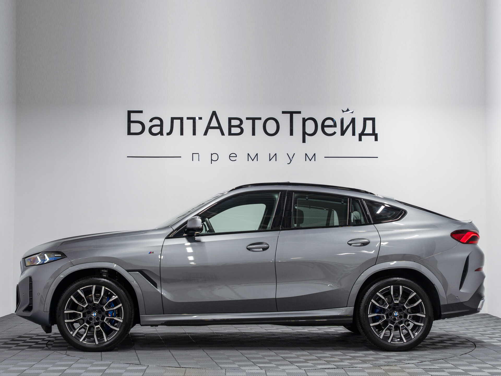 Автомобиль BMW X6 40i 3.0 AT (381 л.с.) 4WD - 11