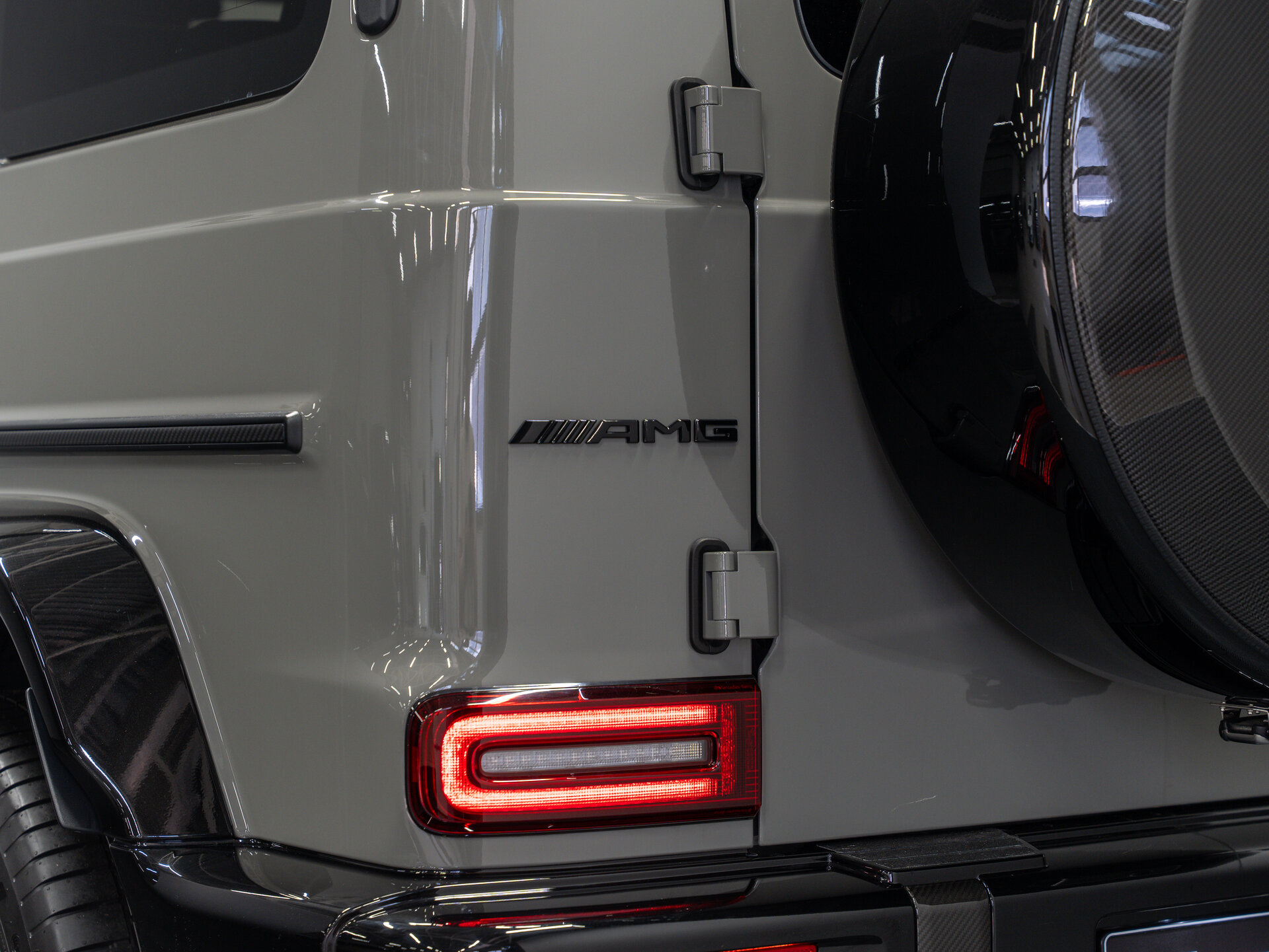 Автомобиль Mercedes-Benz G-Класс AMG 63 AMG 4.0 AT (585 л.с.) 4WD - 11