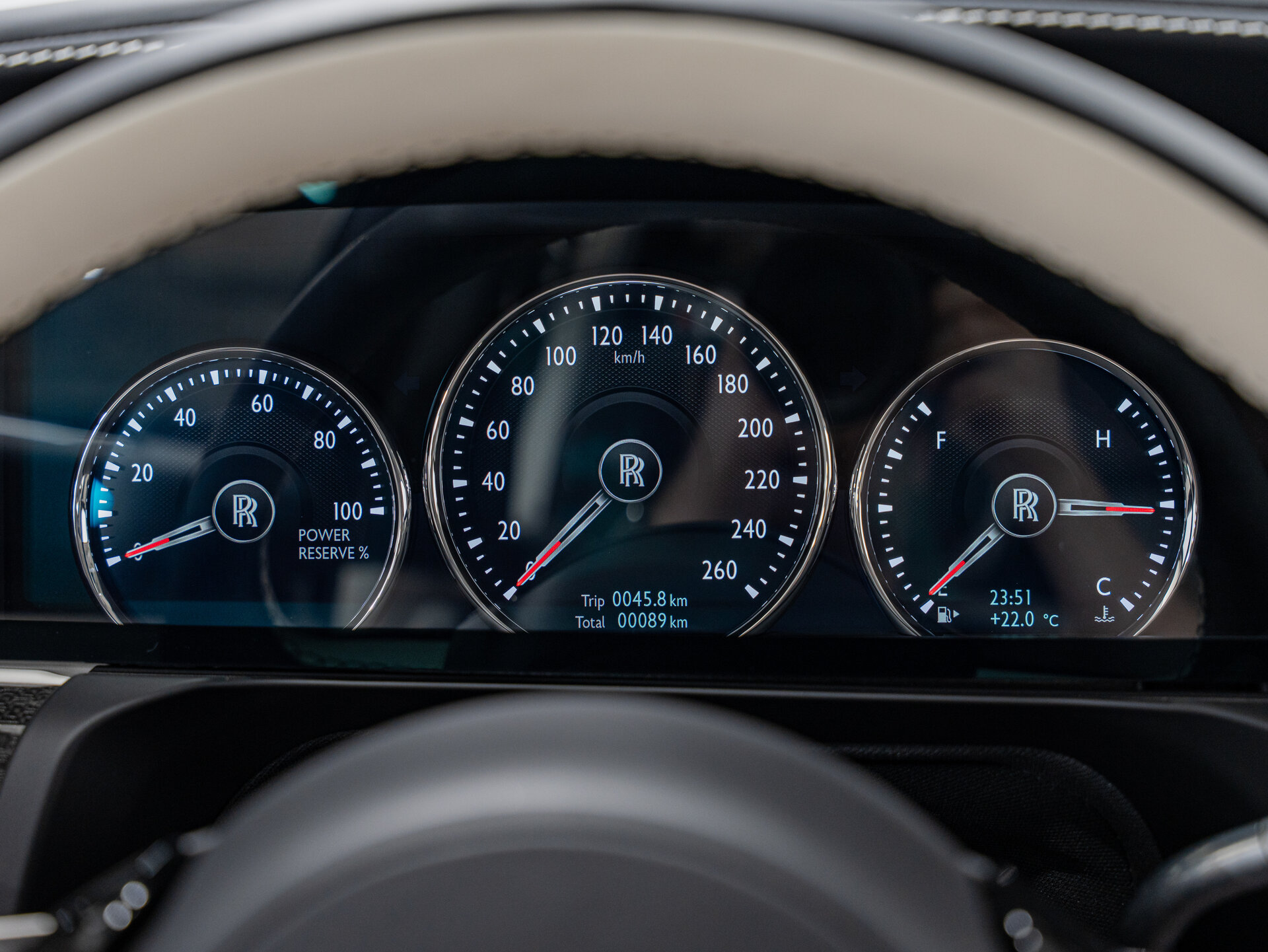 Автомобиль Rolls-Royce Ghost Black Badge 6.8 AT (600 л.с.) 4WD - 18