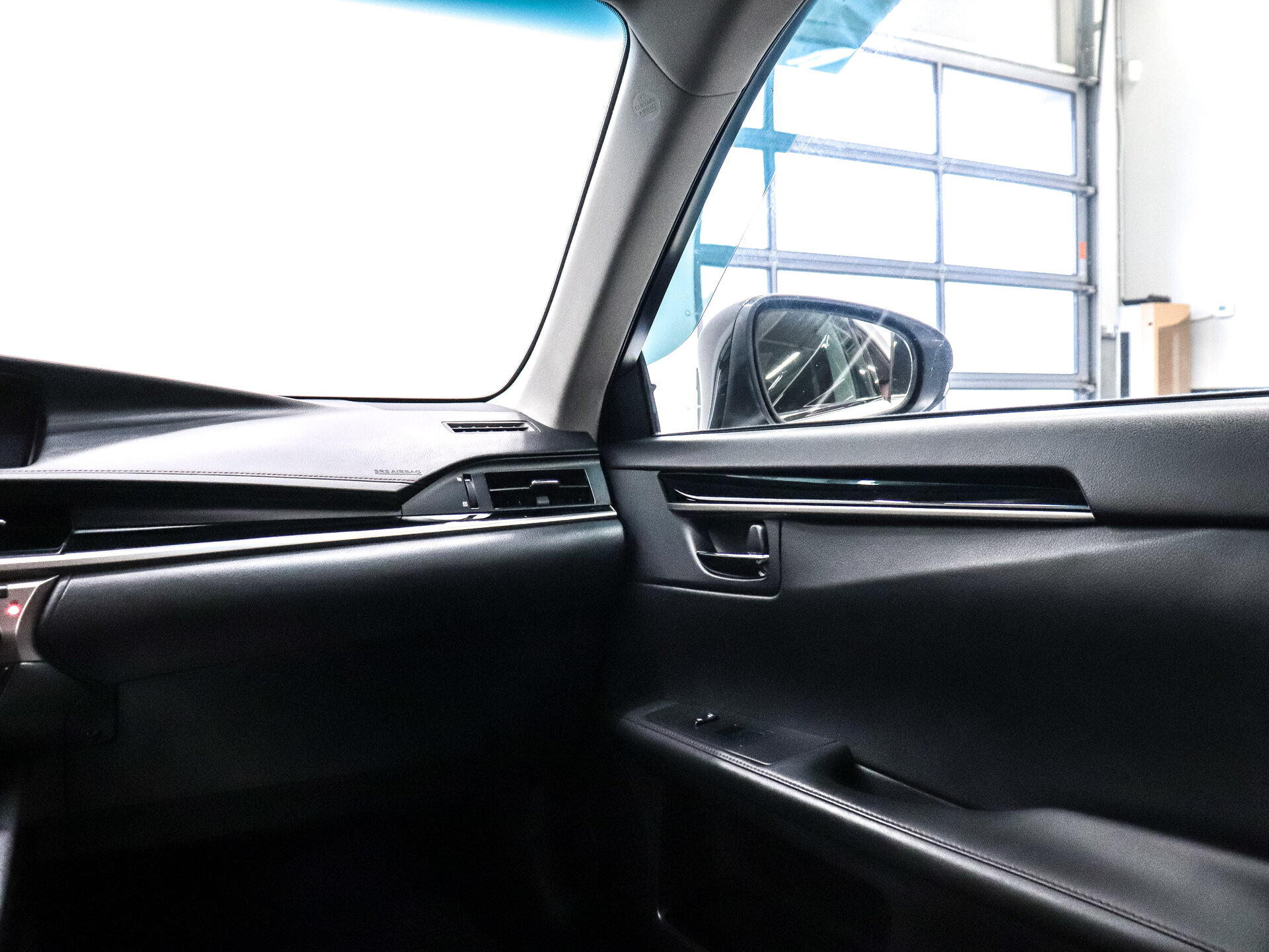 Lexus ES 2015 23