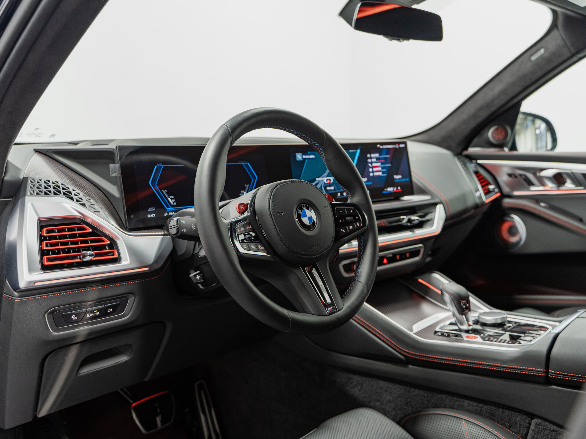 Автомобиль BMW XM Label 4.4hyb AT (748 л.с.) 4WD - 13