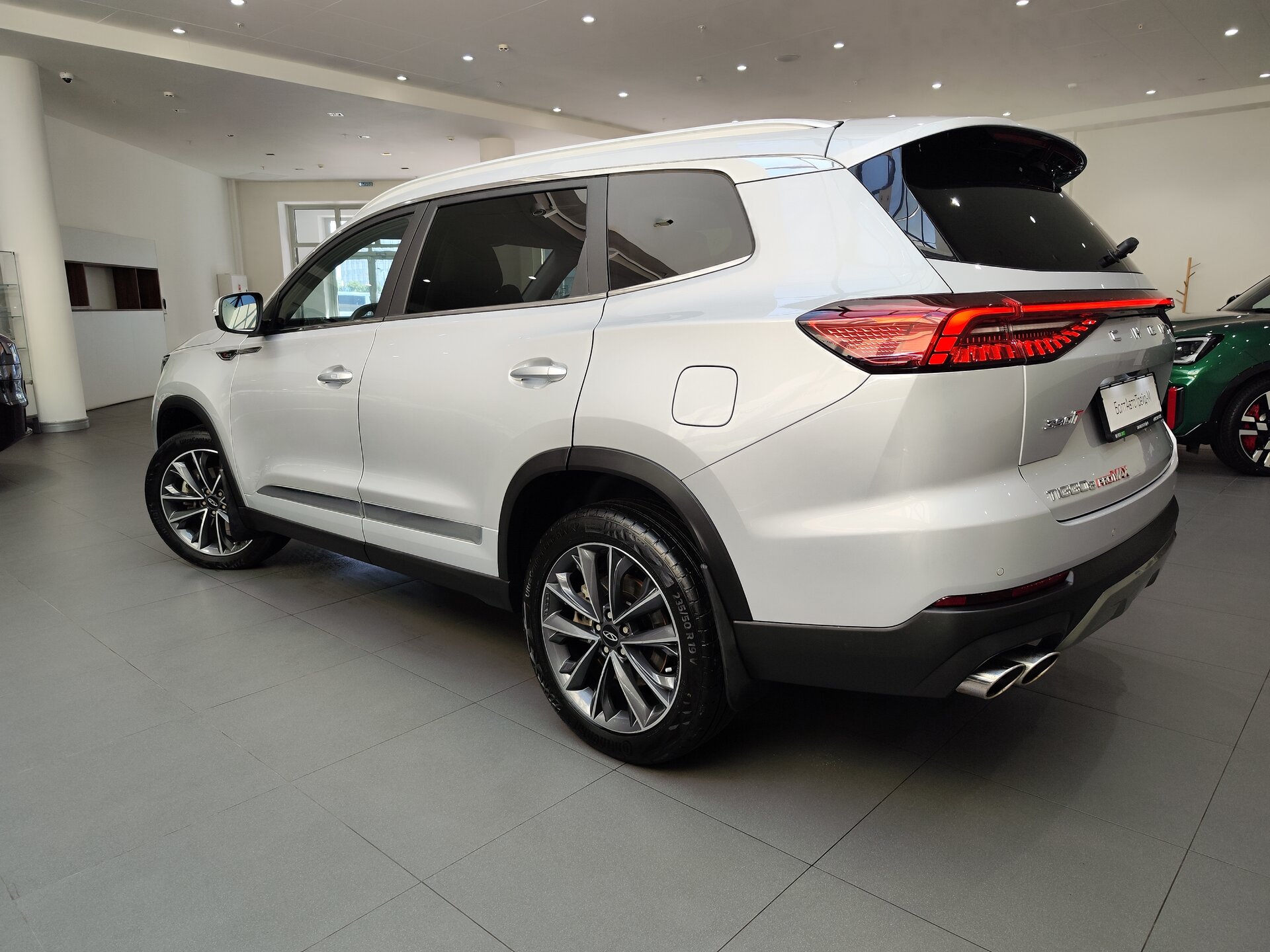 Автомобиль Chery Tiggo 8 Pro Max 2.0 AMT (197 л.с.) 4WD - 4