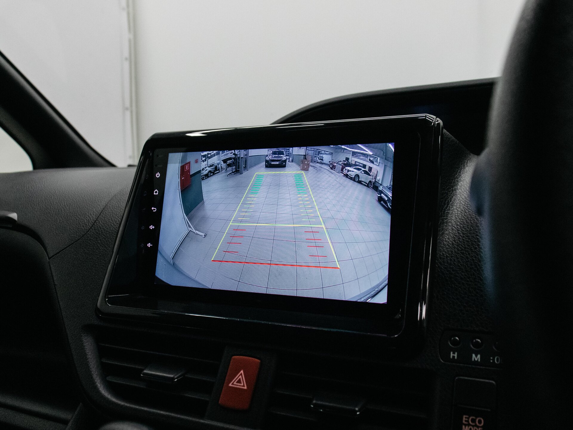 Toyota Noah 2018 22