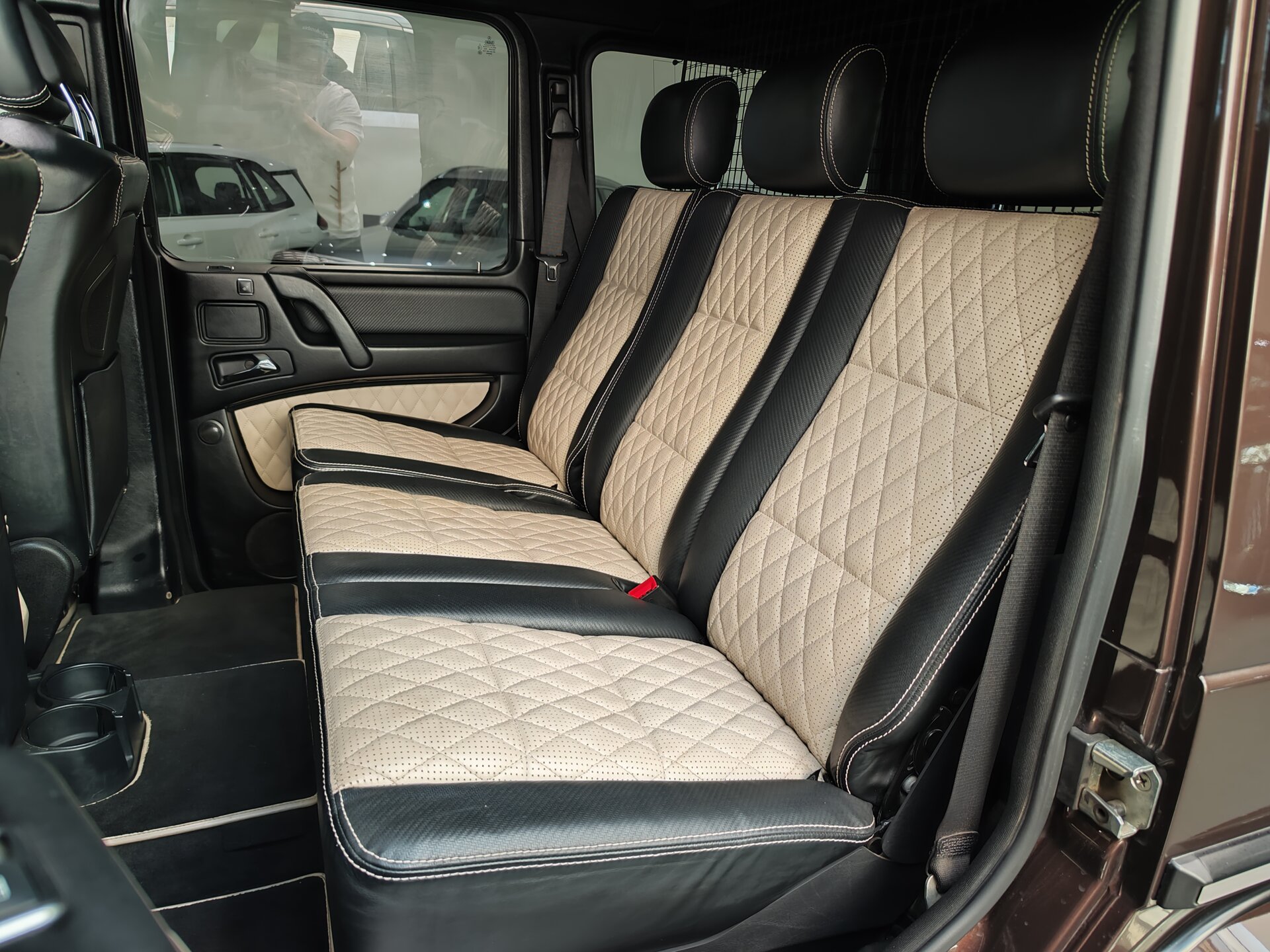 Автомобиль Mercedes-Benz G-Класс AMG 63 AMG 5.5 AT (571 л.с.) 4WD - 9