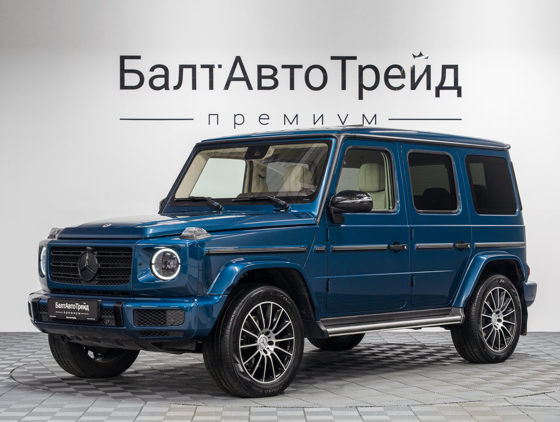 Автомобиль Mercedes-Benz G-Класс 350 d 2.9d AT (249 л.с.) 4WD - 1