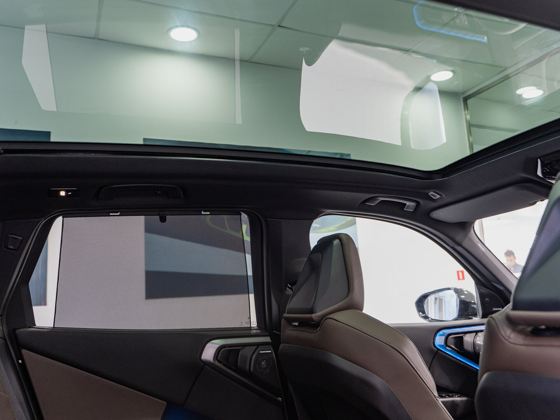 Автомобиль BMW X3 20d xDrive 2.0d AT (197 л.с.) 4WD - 16