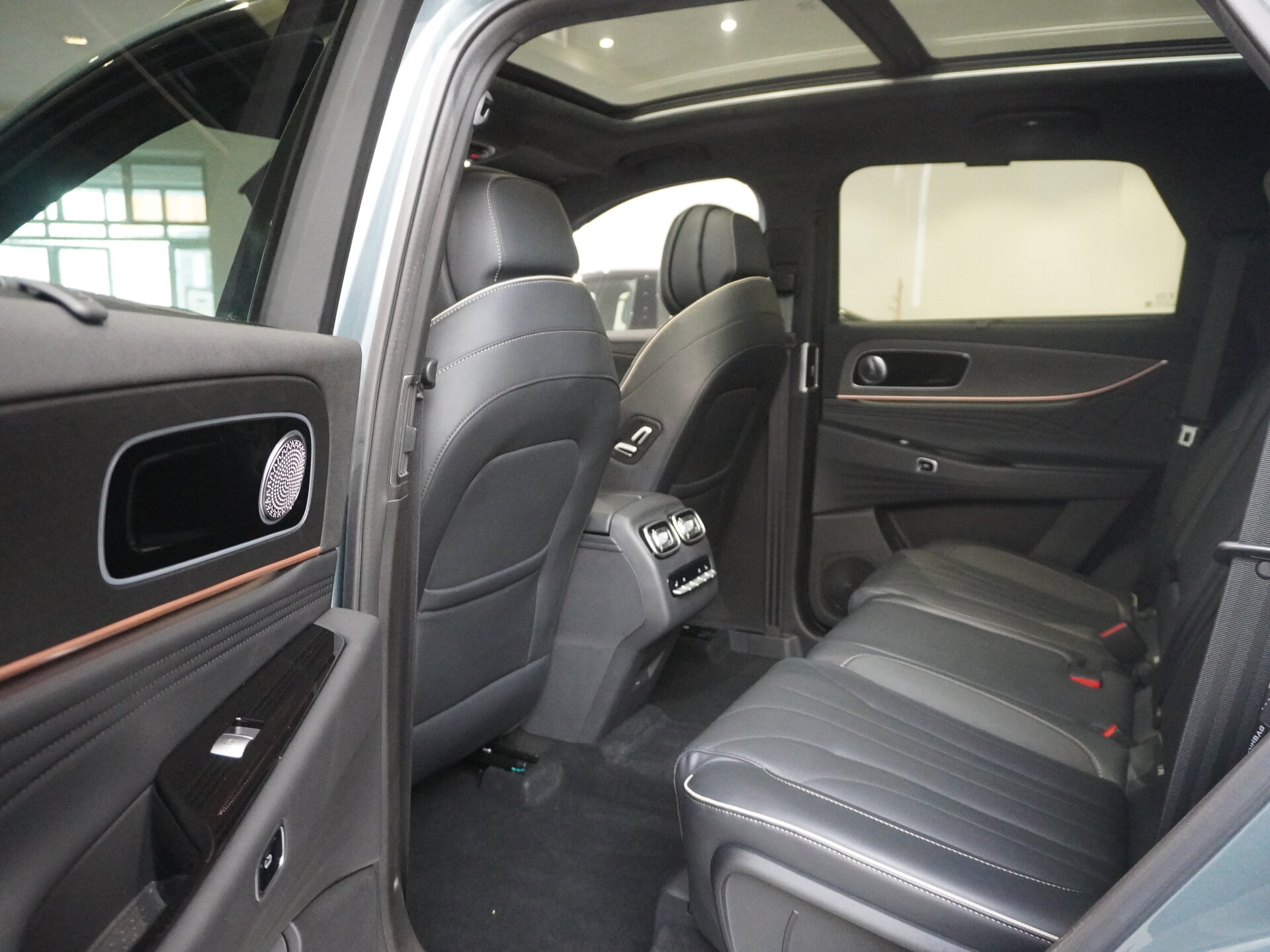 Автомобиль Jaecoo J8 2.0 AMT (249 л.с.) 4WD - 9