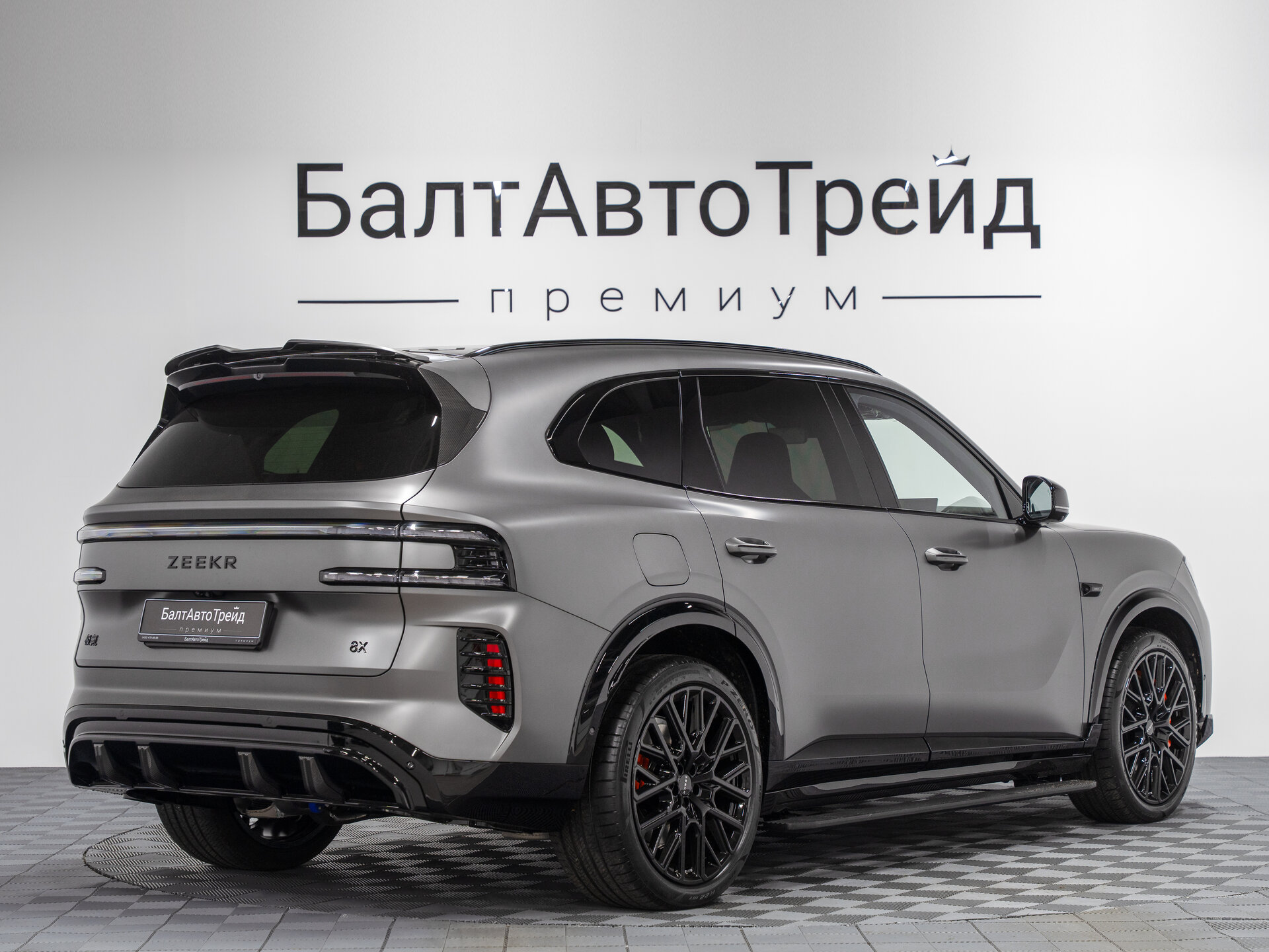 Автомобиль Zeekr 8X Dawn 2.0hyb AT (1401 л.с.) 4WD - 7