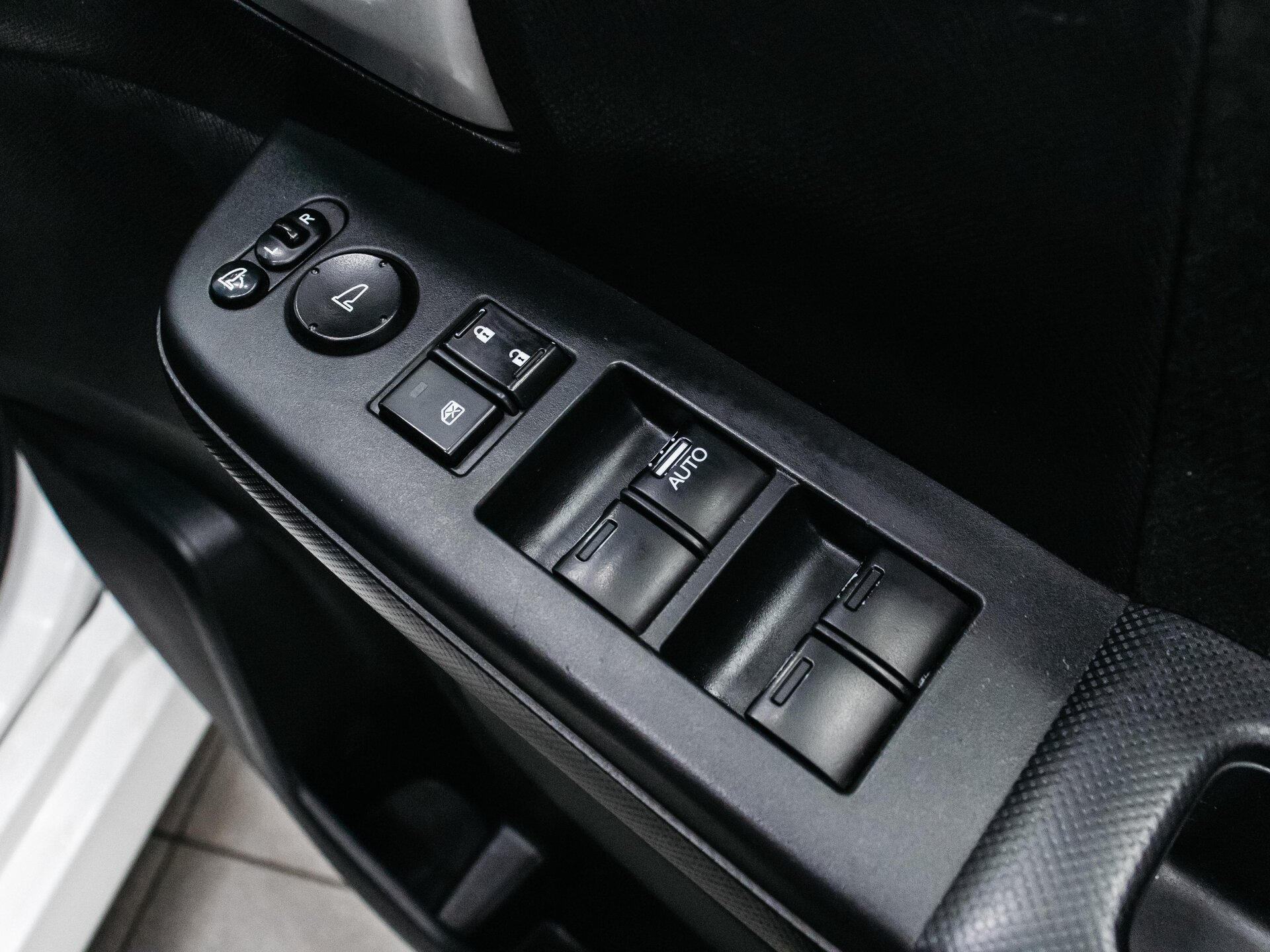 Honda Stepwgn 2012 10