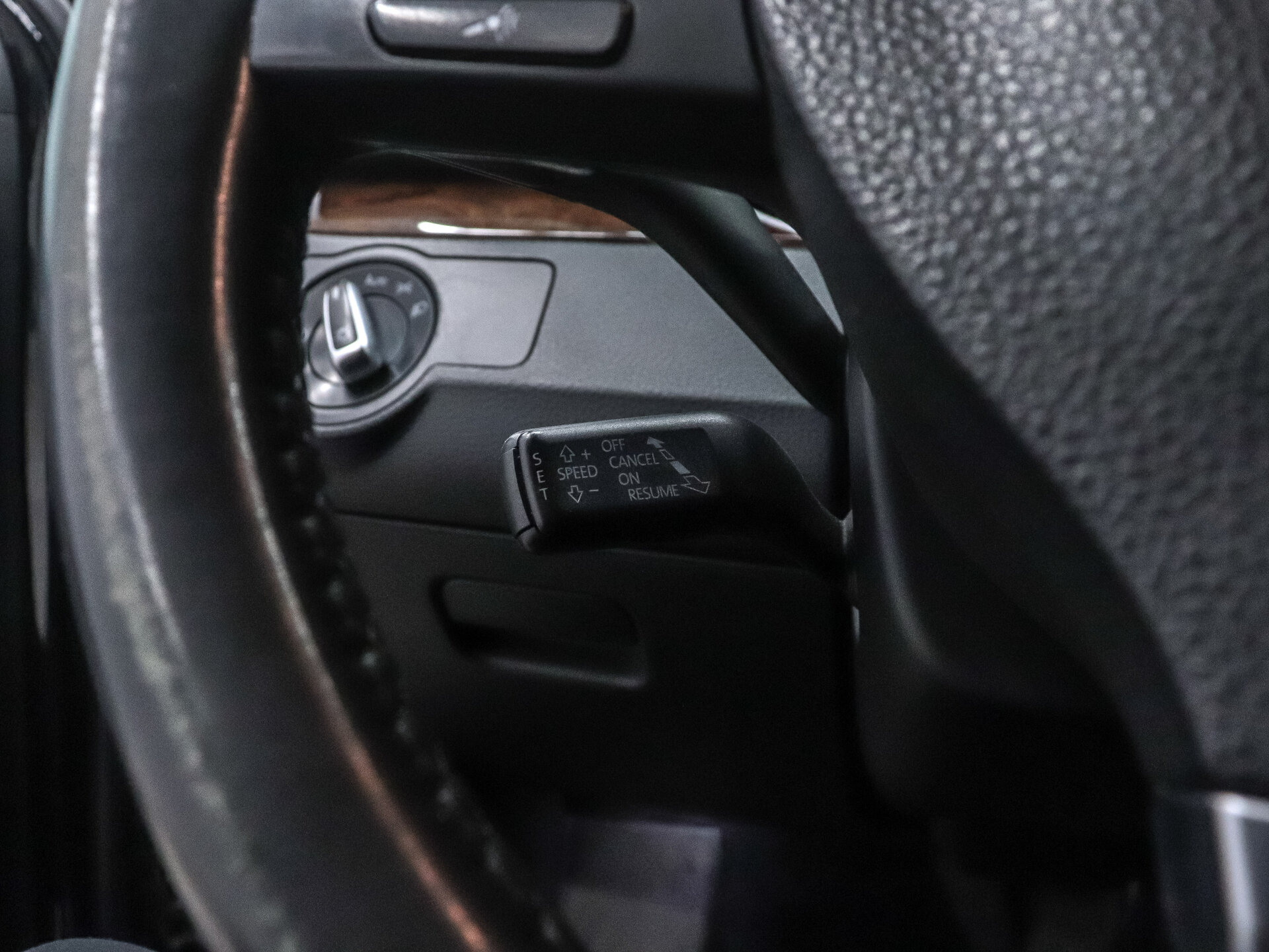 Volkswagen Passat 2012 11