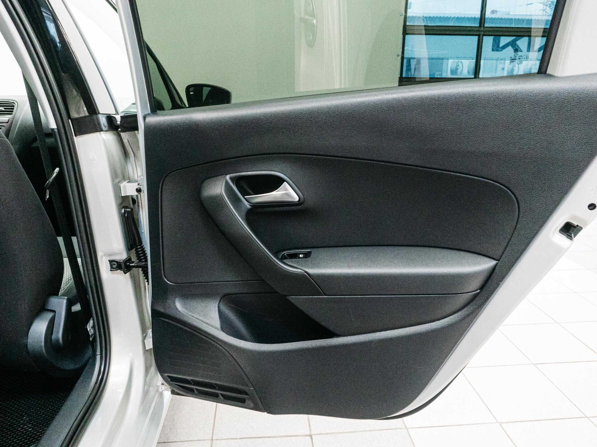 Volkswagen Polo 2010 21
