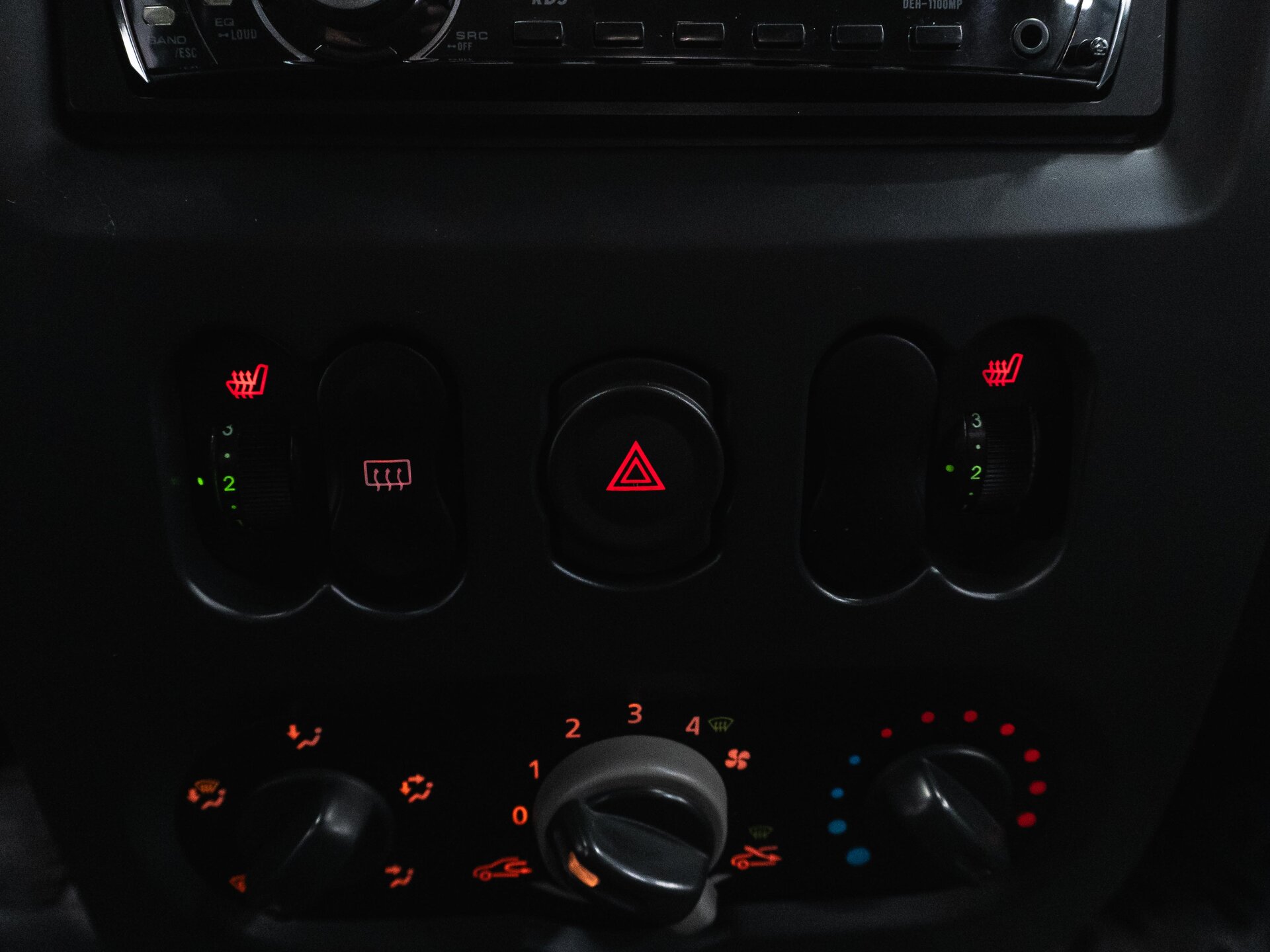 Renault Logan 2010 17